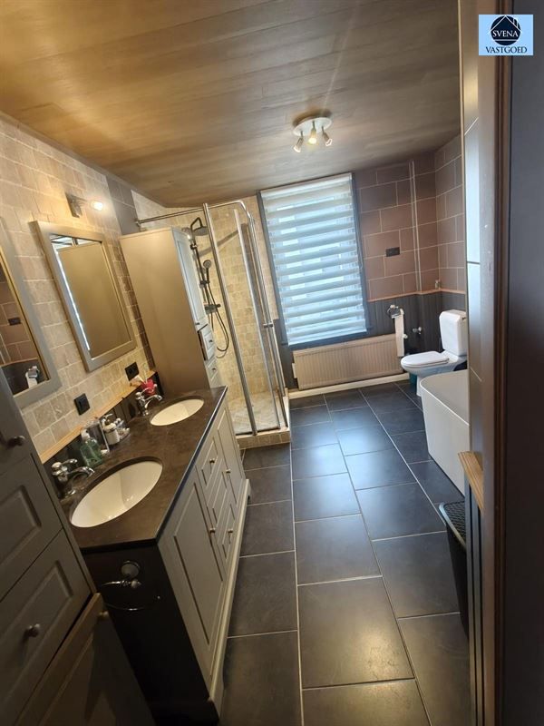 INSTAPKLARE WONING MET 5 KAMERS IN HET CENTRUM VAN MEERBEKE foto 13