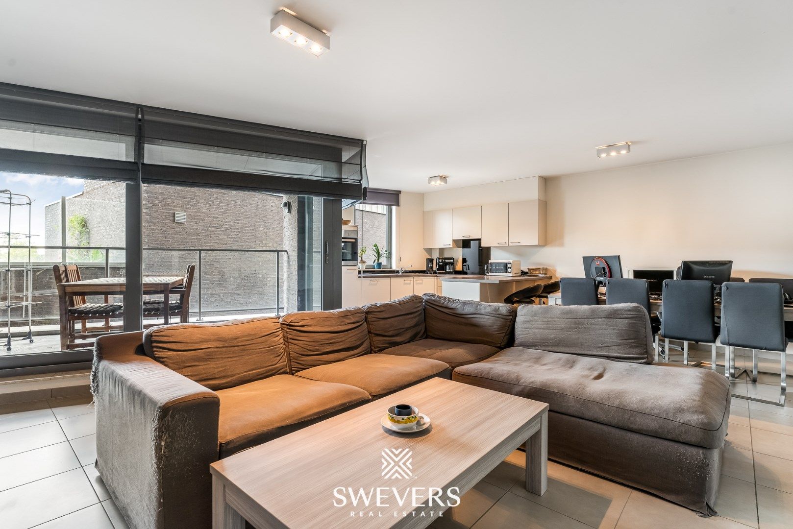 2 Slaapkamer-appartement met autostaanplaats in Beringen foto {{pictureIndex}}