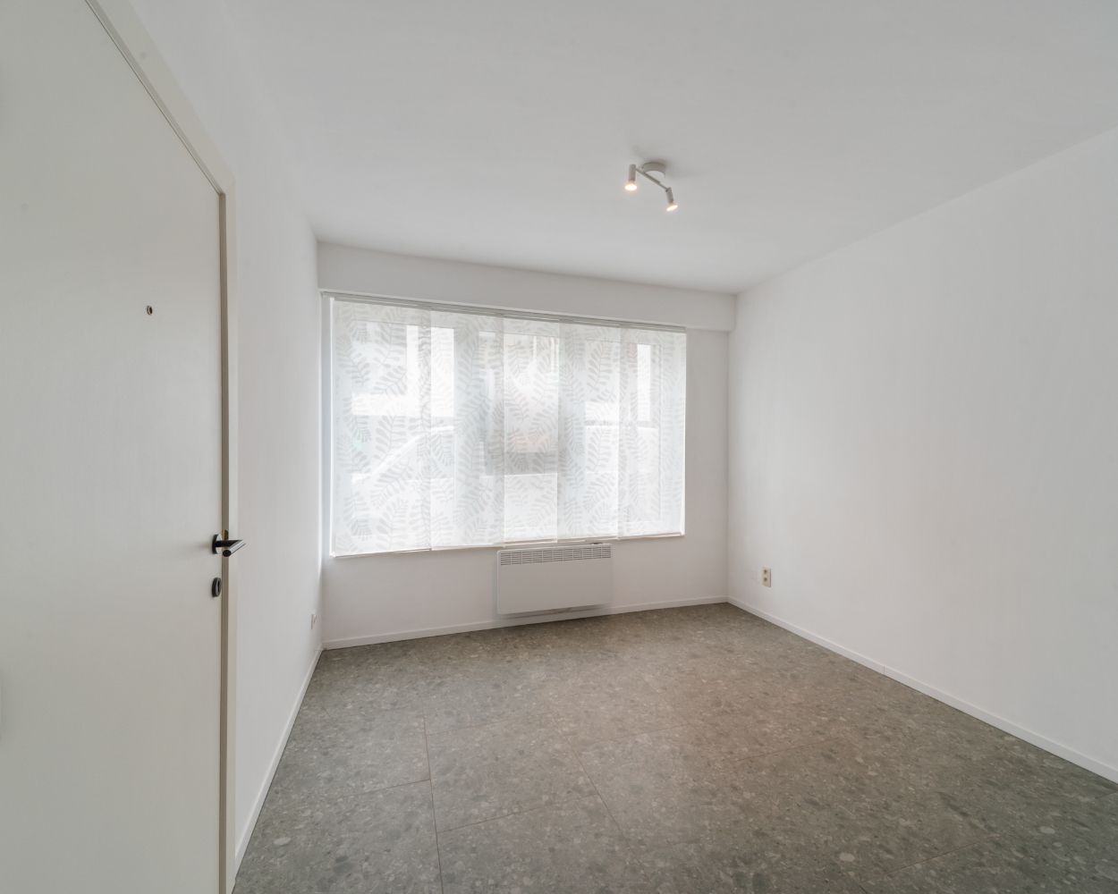 Gerenoveerd één slaapkamer appartement in het centrum van Blankenberge. foto 4