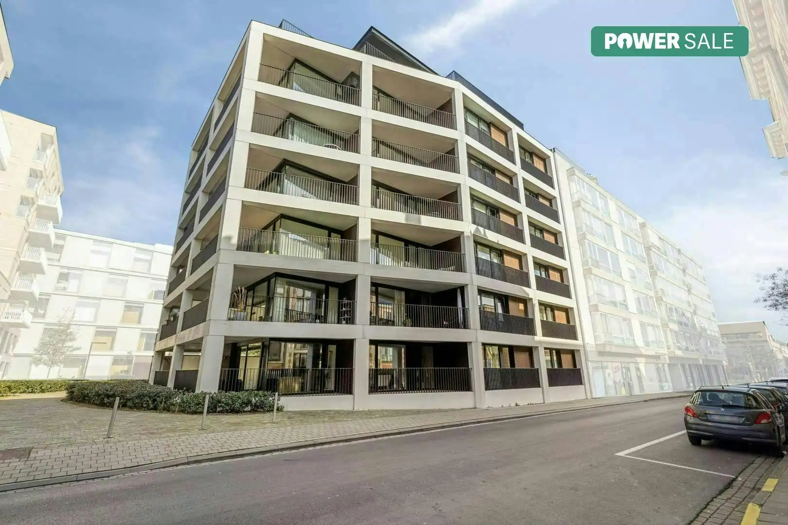 Modern en prachtig afgewerkt appartement in hartje Roeselare foto {{pictureIndex}}
