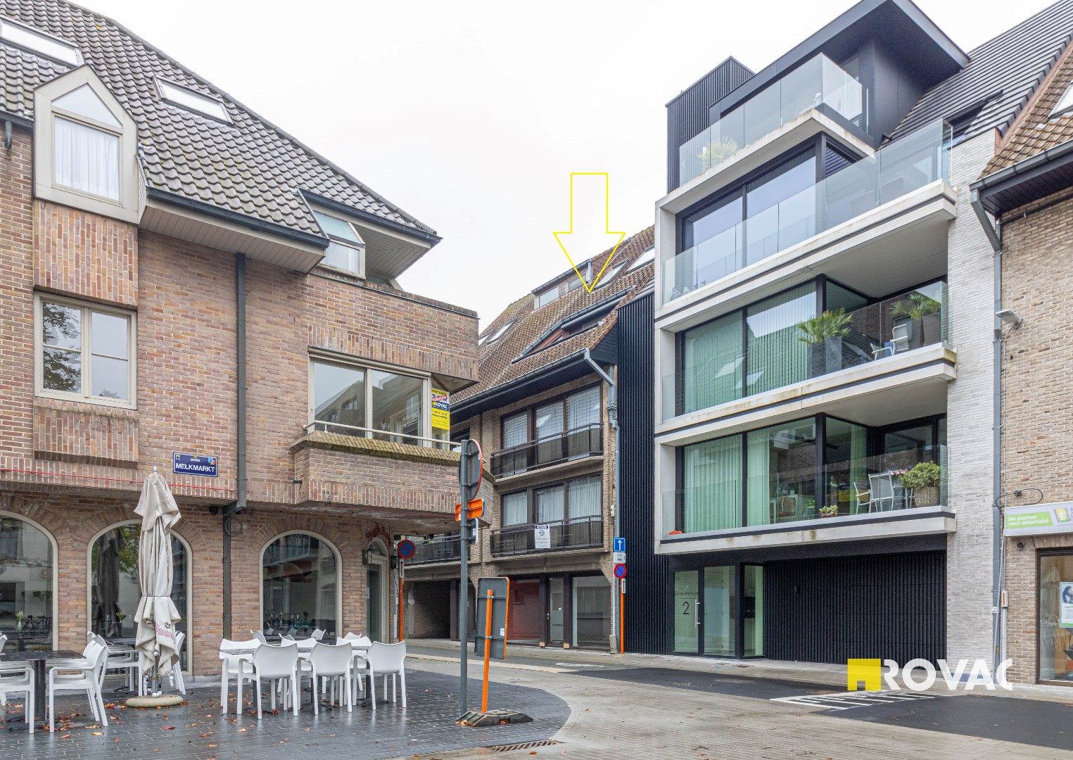 Centraal gelegen instapklaar appartement met garage foto 18