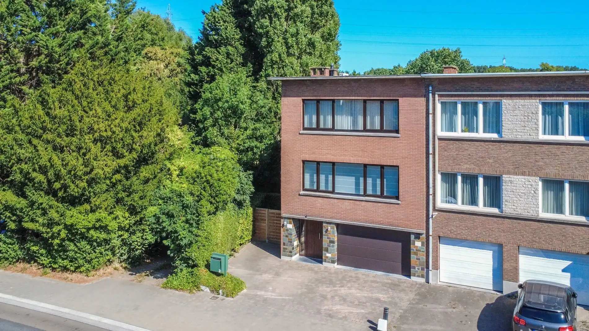 RUIME, INSTAPKLARE DRIEGEVEL BEL-ETAGE WONING ! foto 2