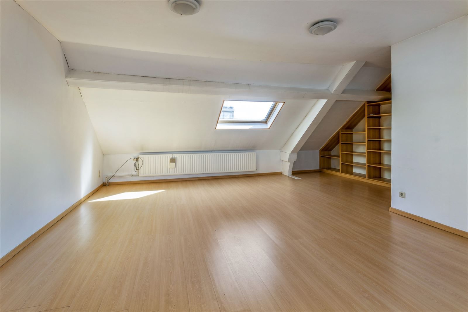 Ruime woning nabij Rivierenhof!  foto 11