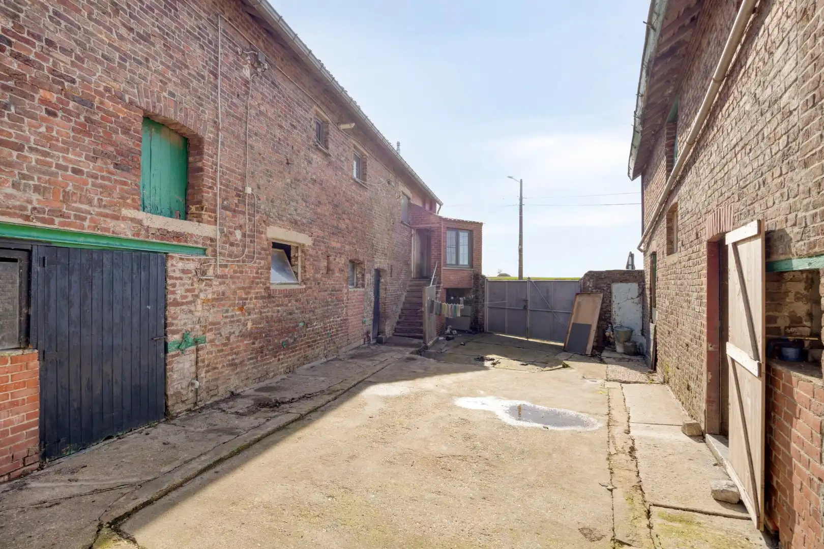 Landelijk gelegen hoevewoning met stallen en omheinde weide op totaal 88a66ca  foto 16