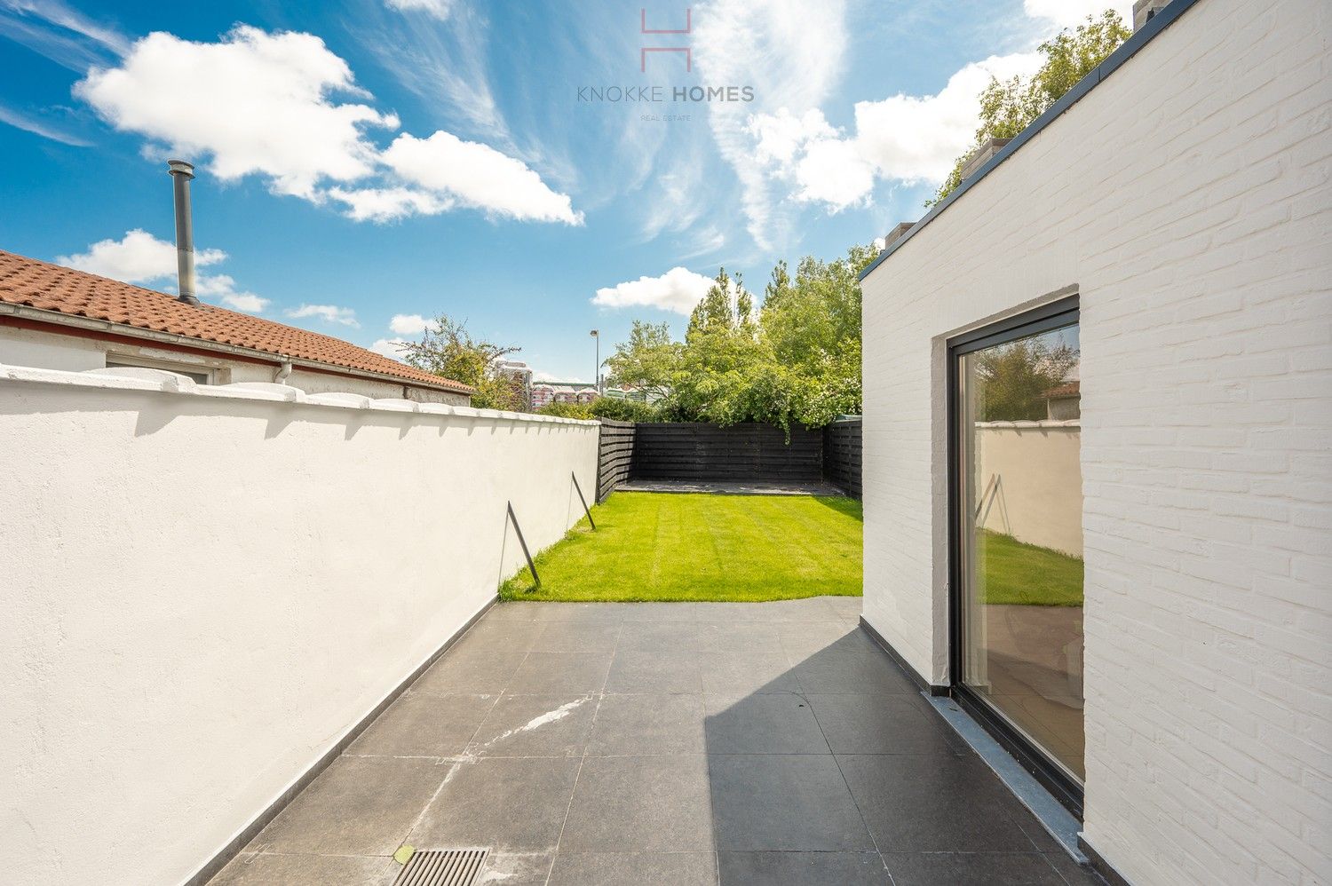 Mooi gerenoveerde woning met tuin in Heist aan zee foto 14