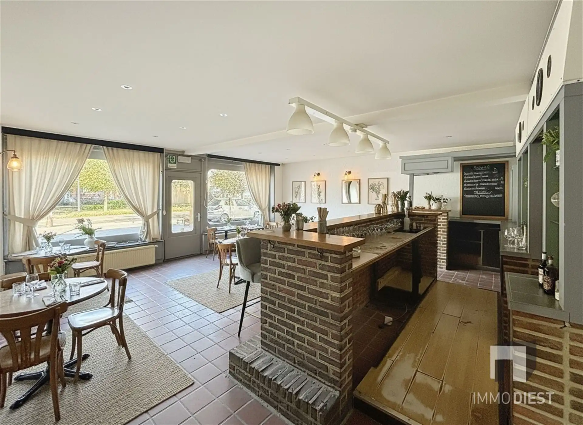 Handelshuis in het centrum van Ham op 5,83are foto 10