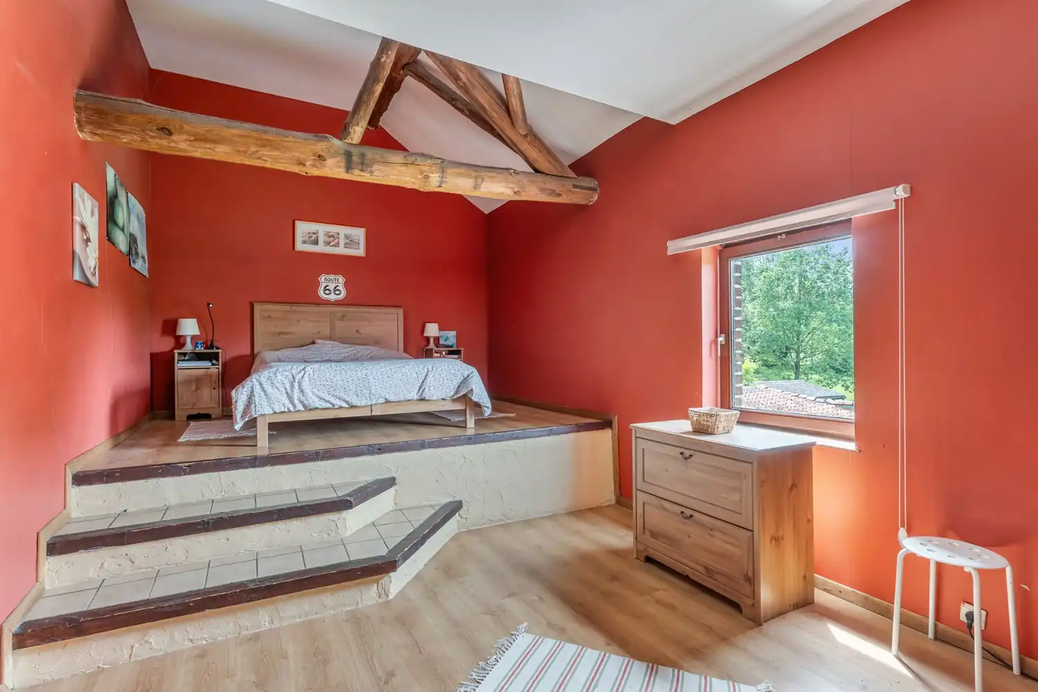 Charmante woning met zonnige tuin, grote garage en eindeloze mogelijkheden foto 17