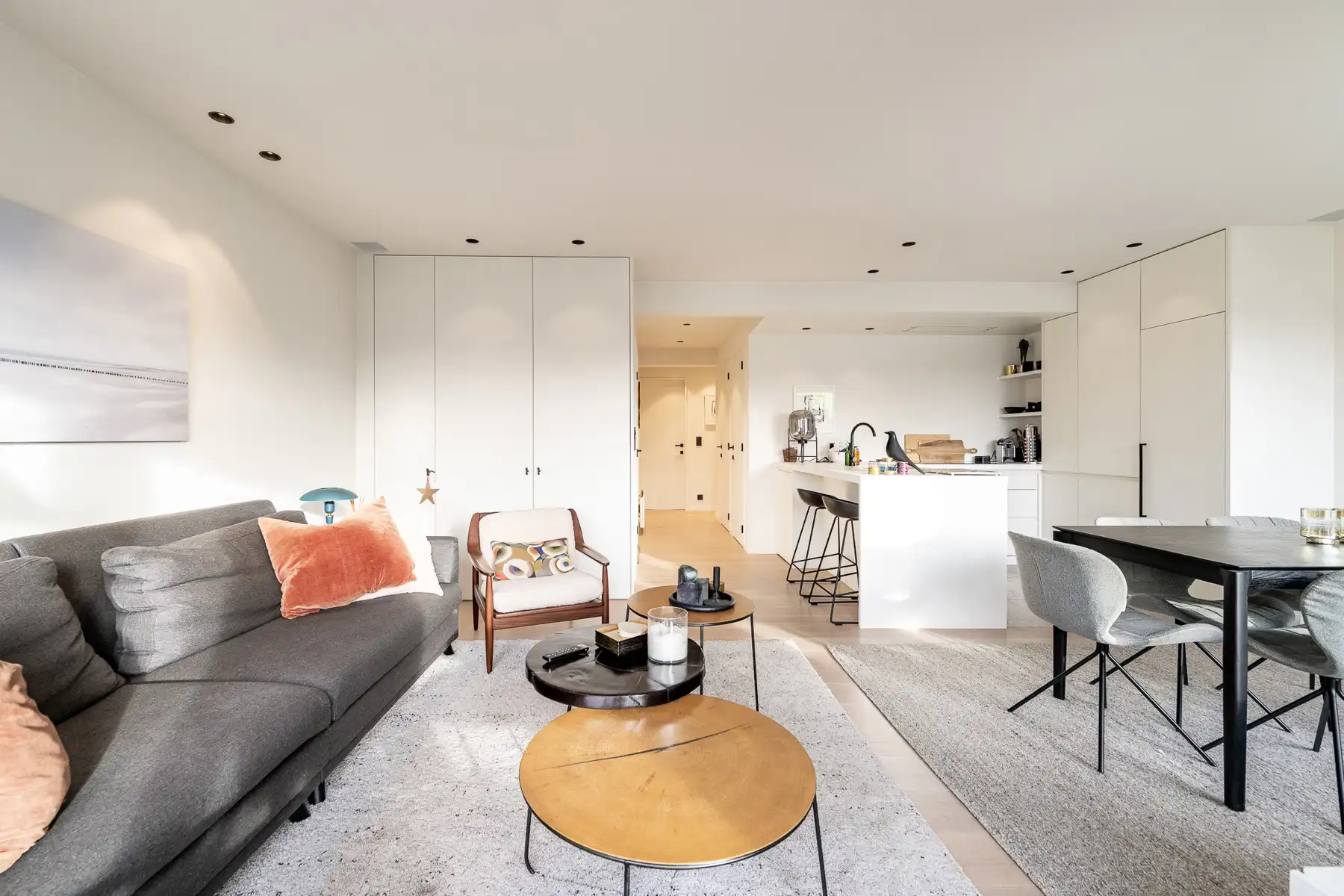 Ongemeubeld 3 slaapkamerappartement op uitstekende locatie foto 4