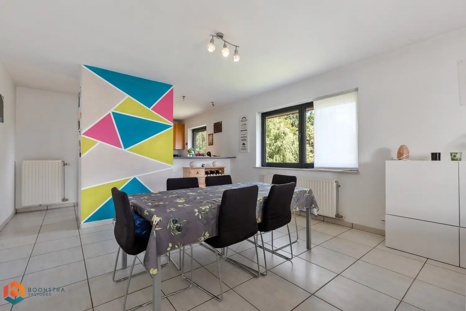 Ruime woning met bureel/polyvalente ruimte voor vrij beroep op 893 m² te Boortmeerbeek foto 8