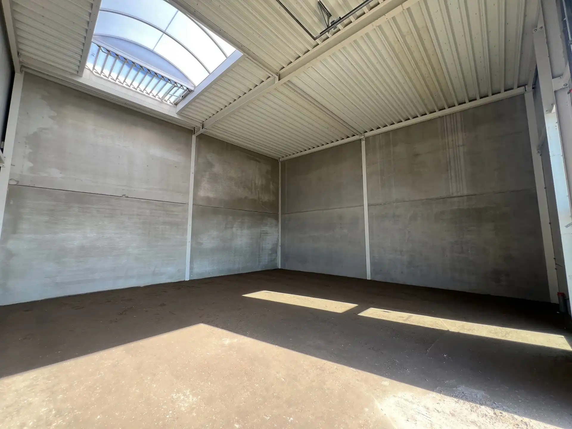 NIEUWBOUW KMO-UNIT VAN 144M² TE HUUR IN HALEN foto 10