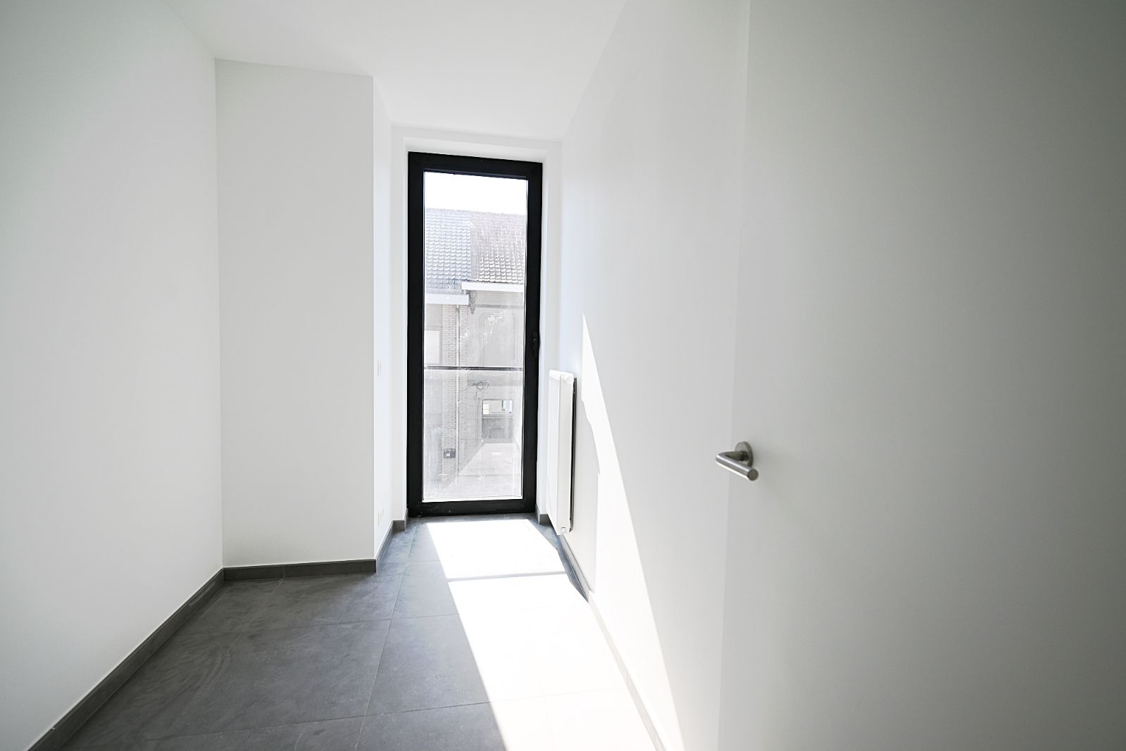 Nieuwbouw appartement met zonnepanelen in hartje Ardooie! foto 8