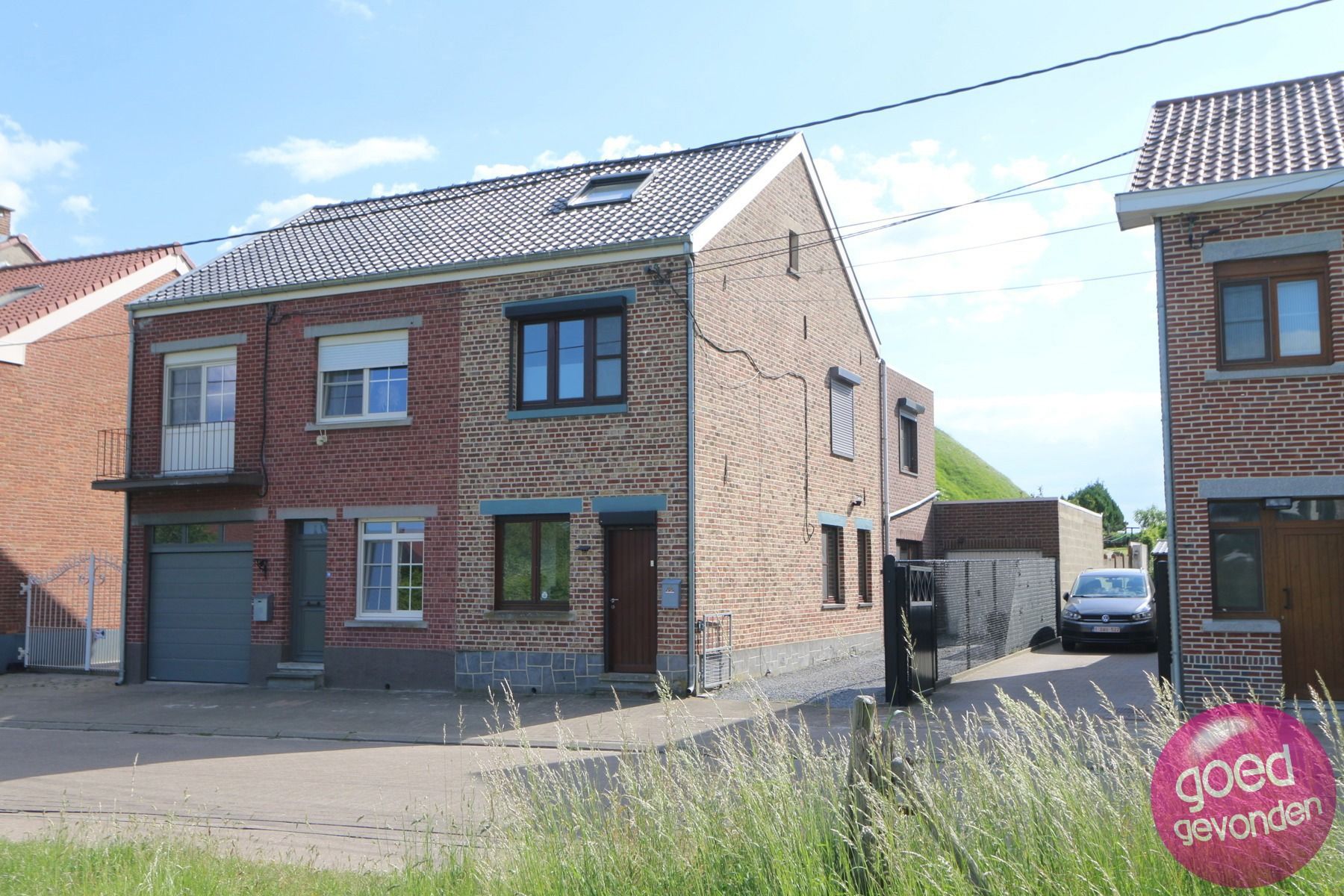 WONING - 2 tot 3 SLK - 2 BDK - GARAGE - TERRAS - TUIN - WEI foto {{pictureIndex}}