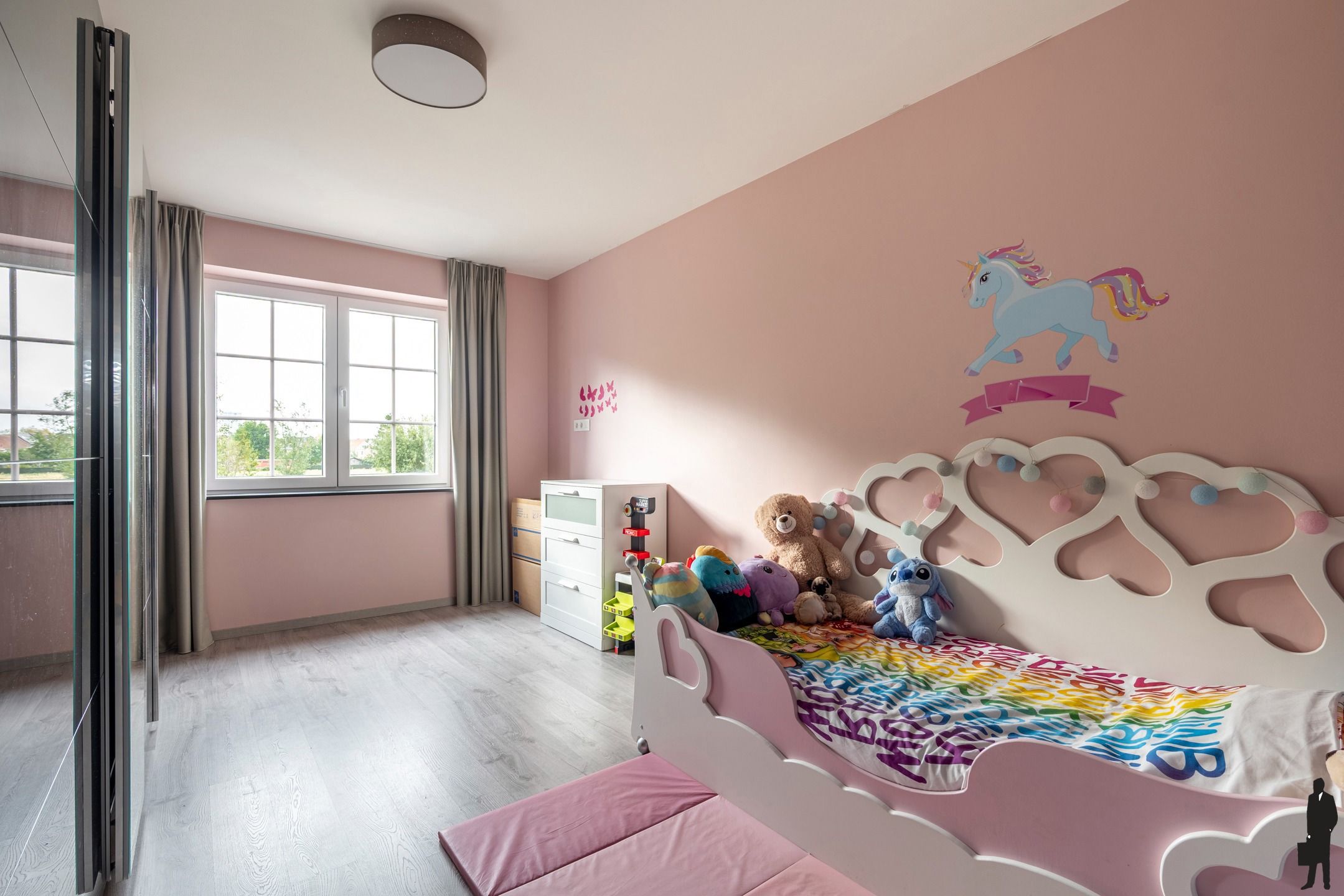 Recente gezinswoning met 5 slpks in rustig woonerf foto 10