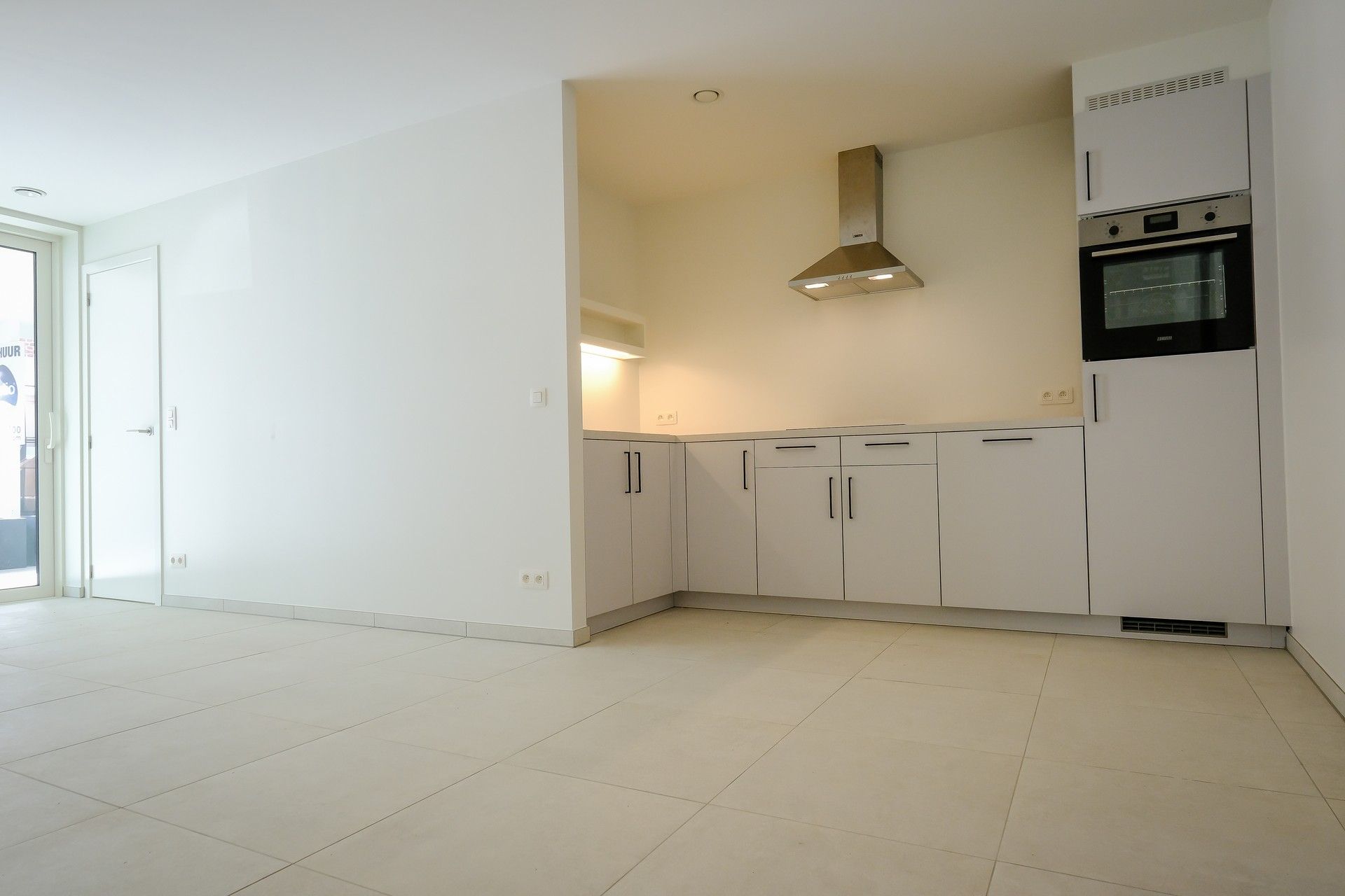 Prachtig gelijkvloers 1-slaapkamer appartement in hartje Bilzen. foto 9