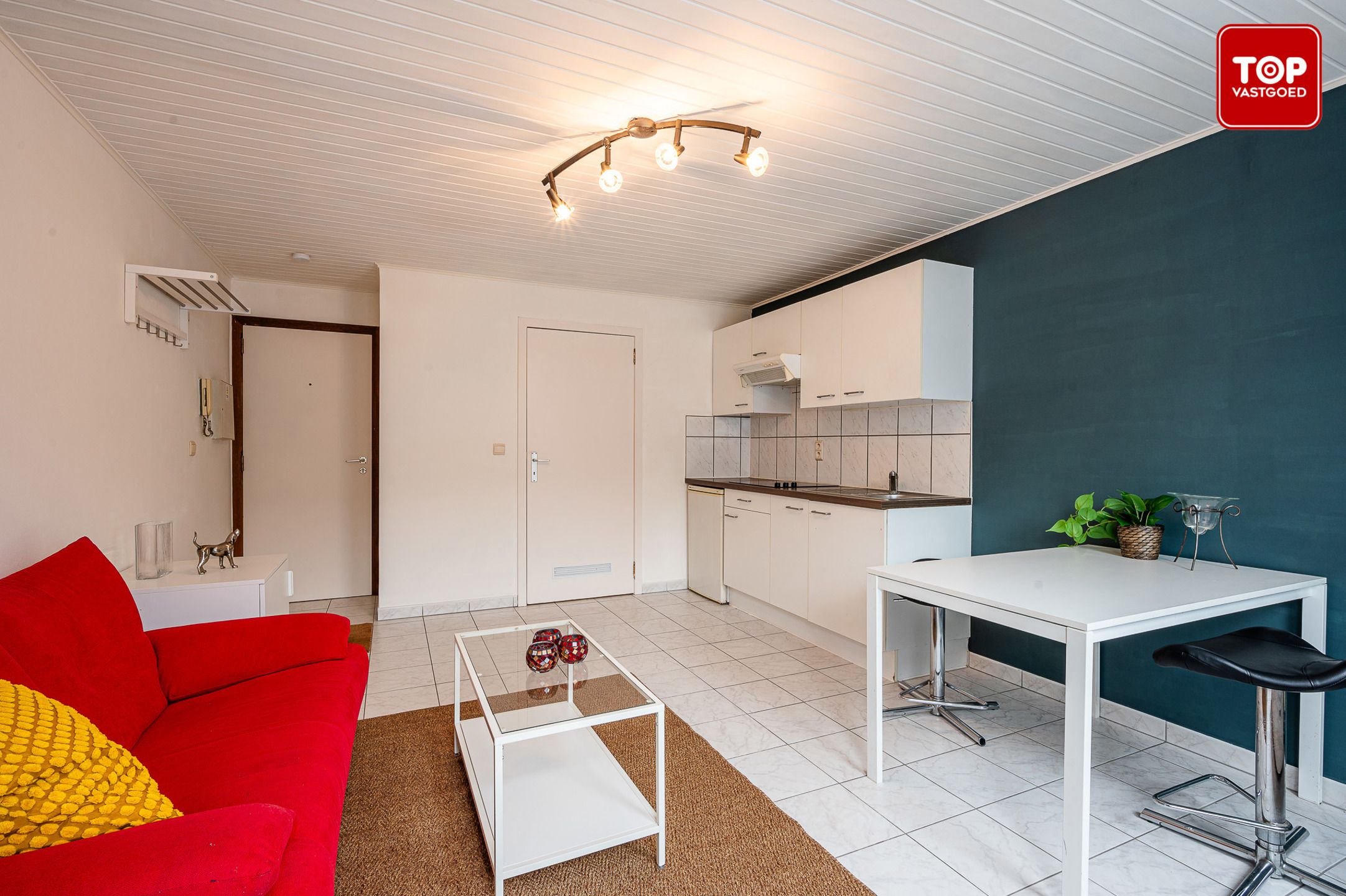 OPBRENGSTEIGENDOM: 11 studio's op TOP ligging. foto 10