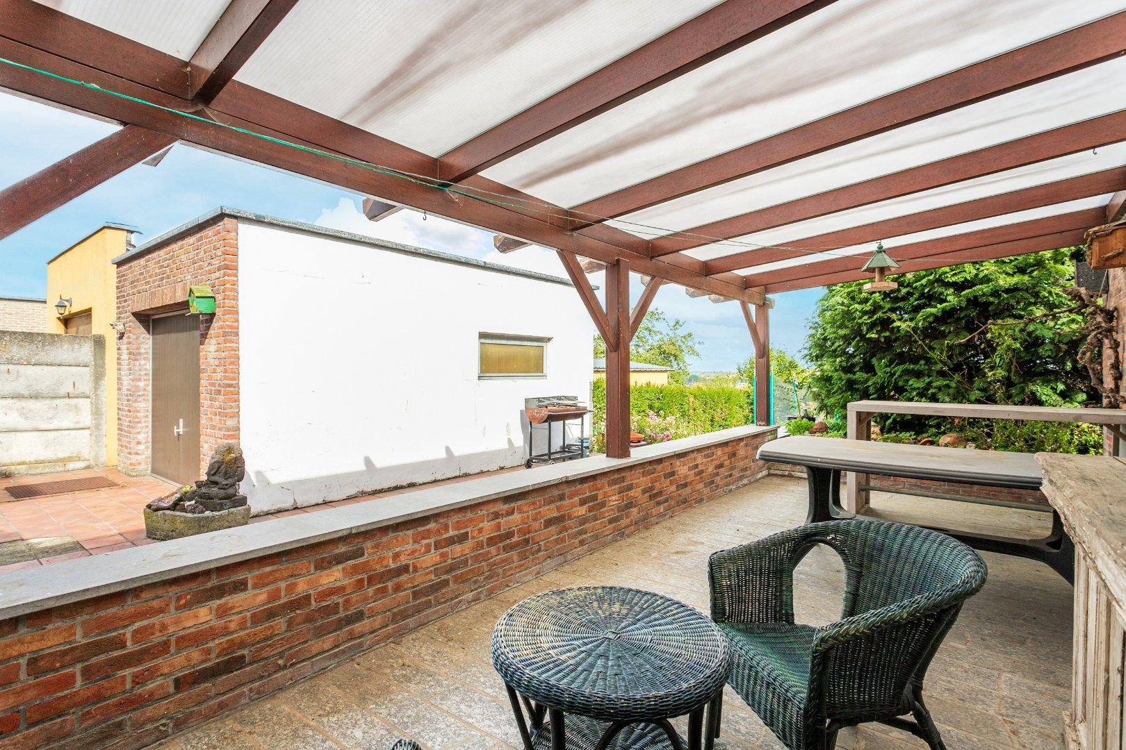 Instapklare woning met 5 slaapkamers en tuin te Lembeek foto 16