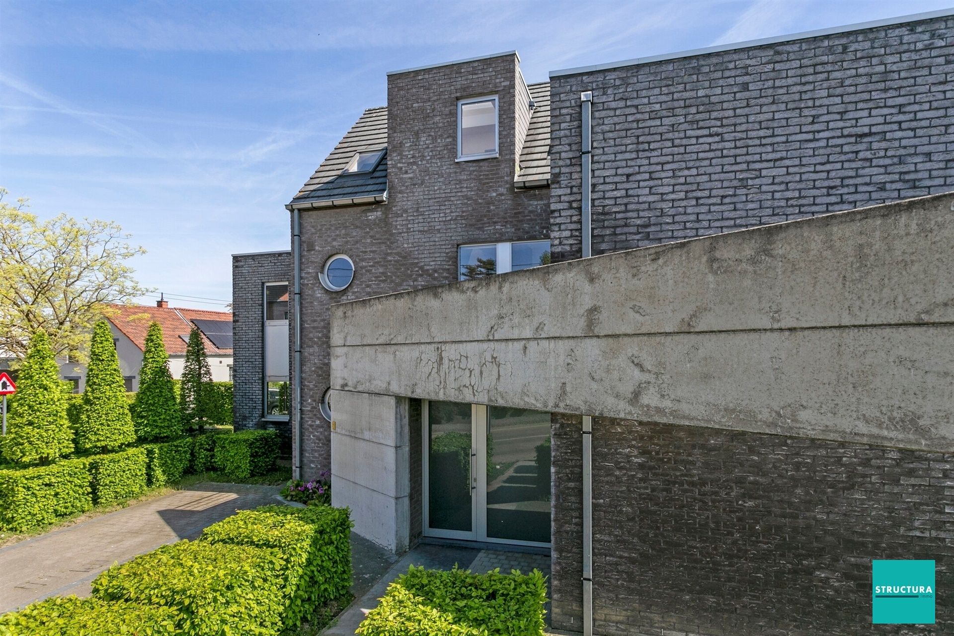 Woning met handelsgelijkvloers foto 2