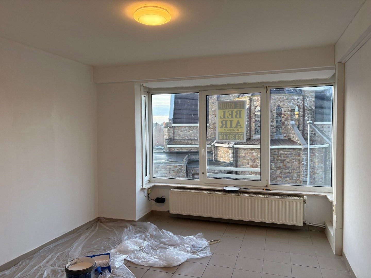 Ongemeubeld appartement met 2 slaapkamers - mooi open zicht foto 2