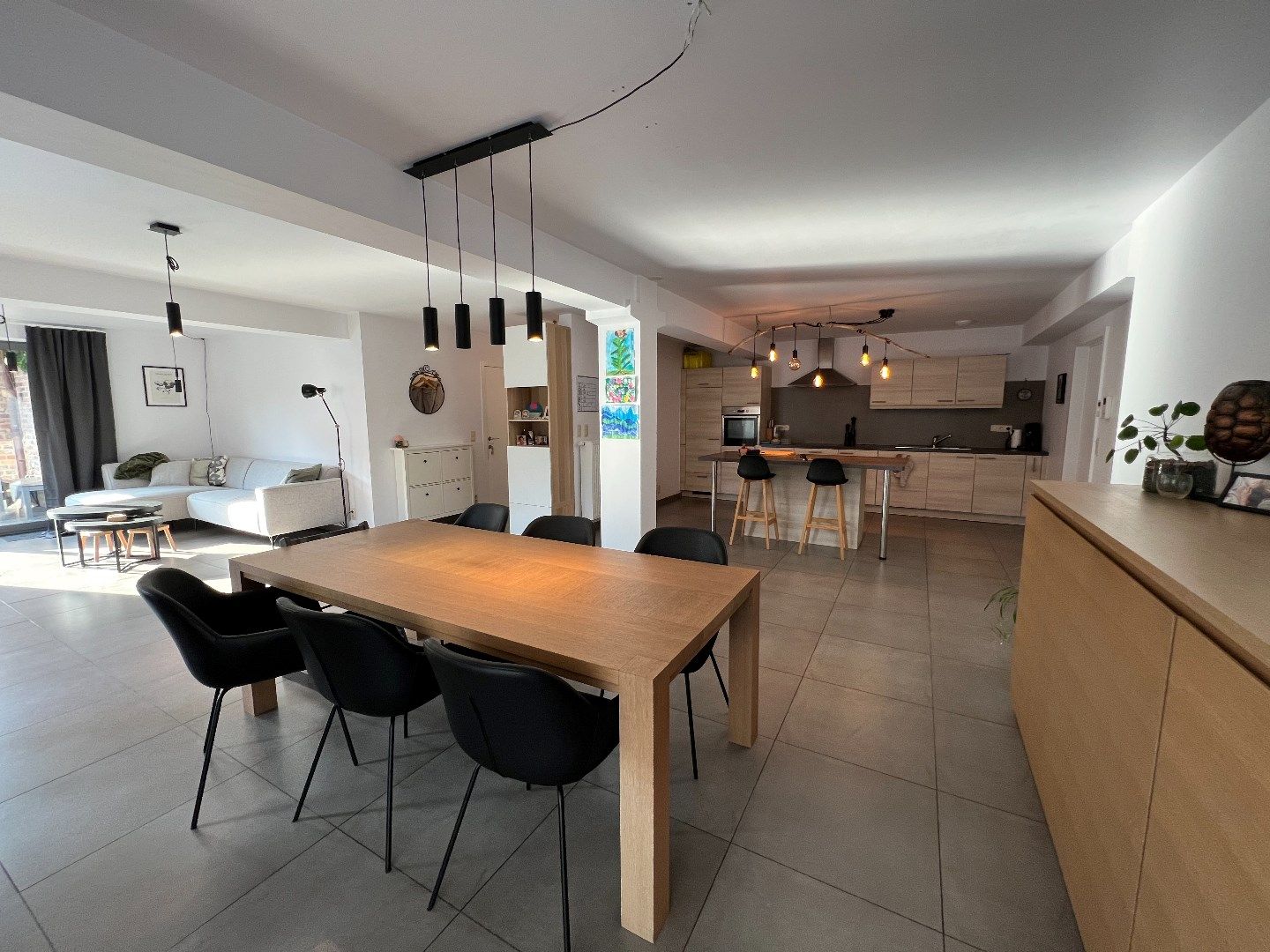 RUSTIG GELEGEN APPARTEMENT (228M²) IN HET CENTRUM VAN IEPER MET TERRAS foto 5