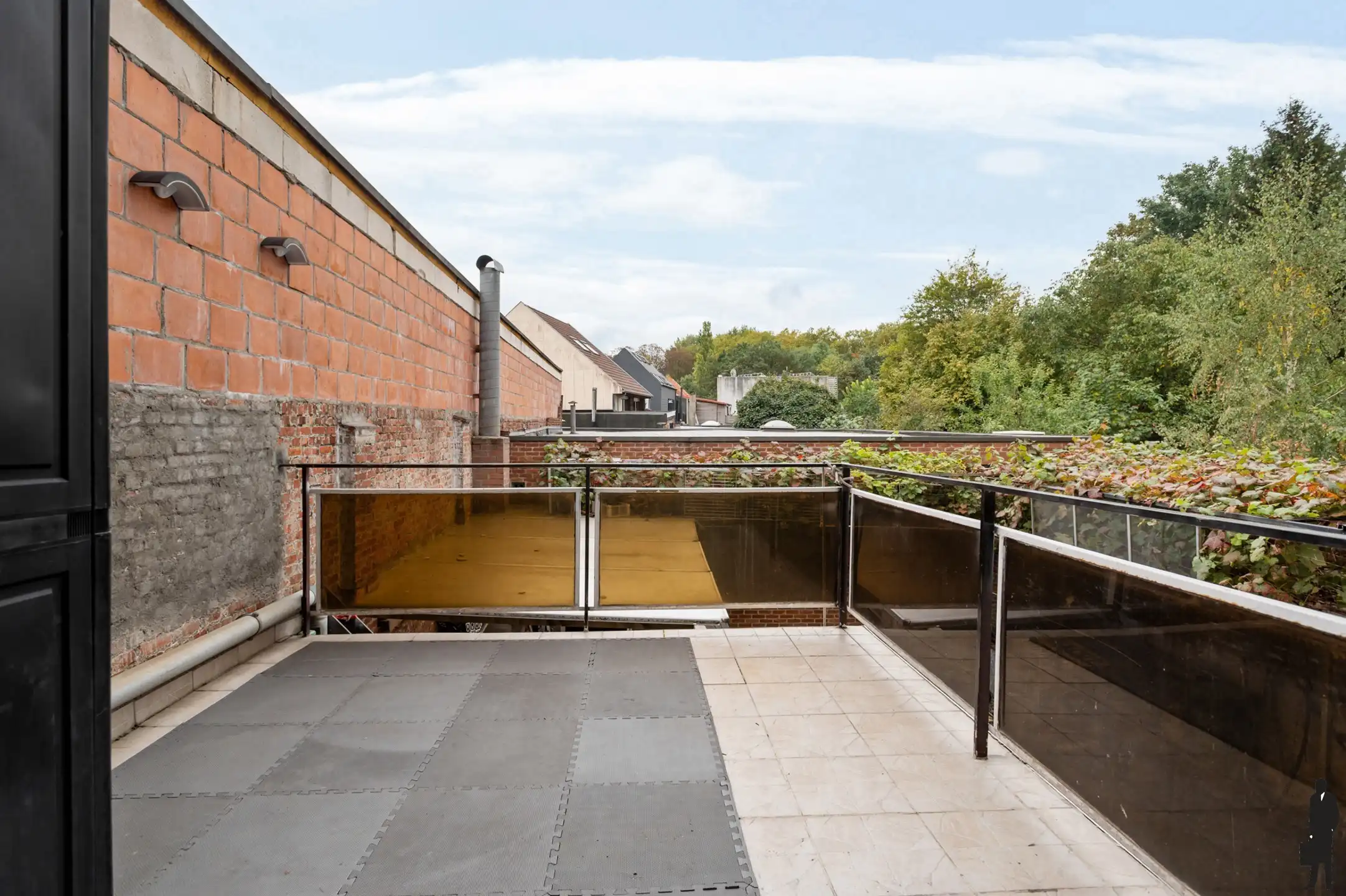 Appartementsgebouw op top-locatie te koop foto 46