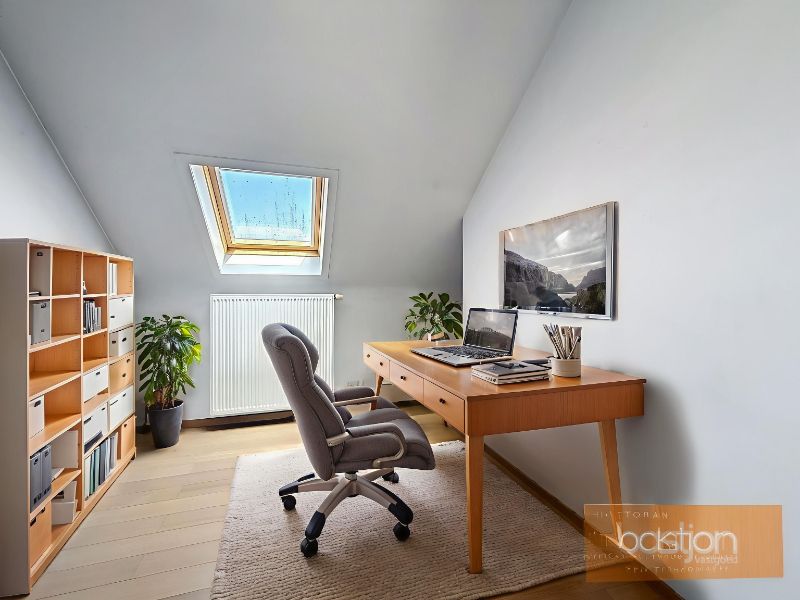 TE KOOP: Duplexappartement in hartje Kuurne foto 12