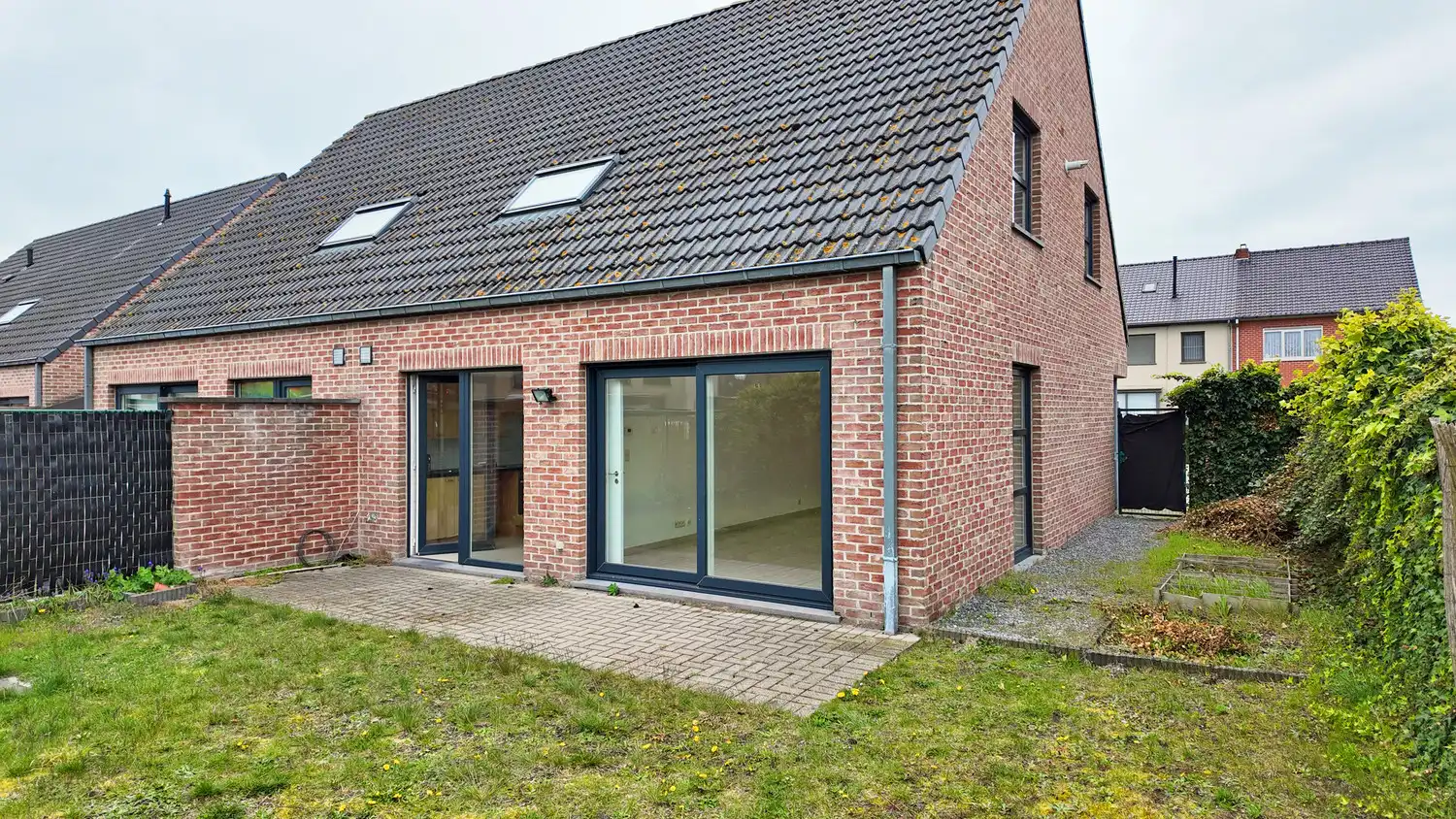 Moderne en gezellige gezinswoning gelegen te Adegem! foto 11