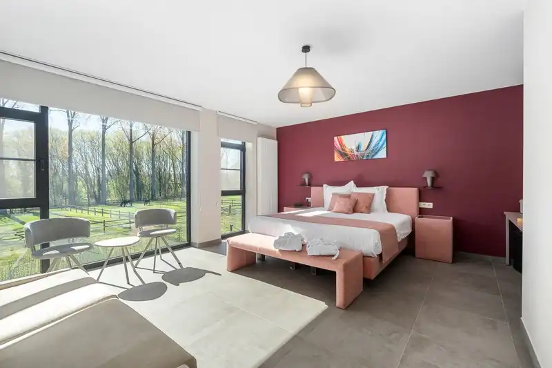 Moderne villa met hippisch complex op 15.856m²  foto 21