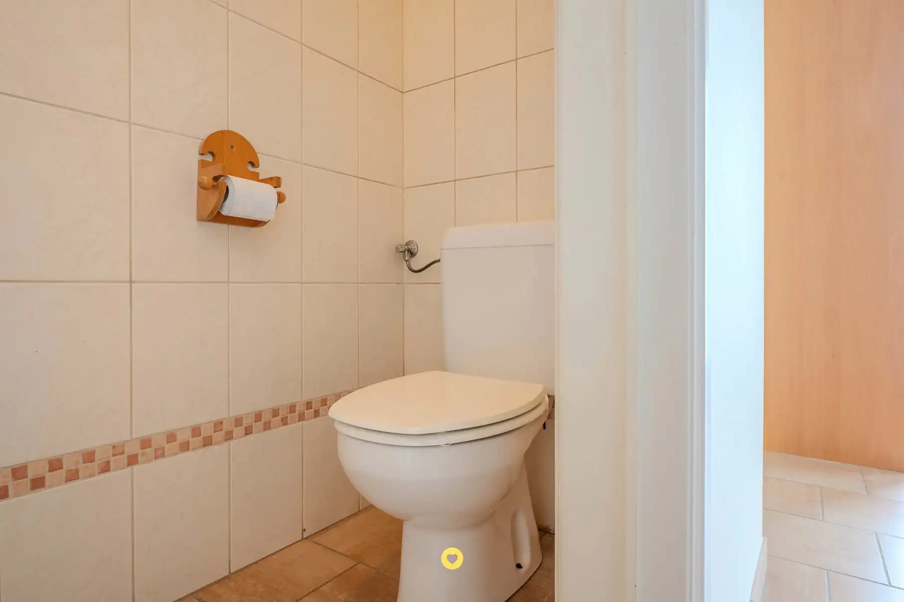 HOB met praktijkruimte, 4 slaapkamers, garage en zonnige tuin foto 24