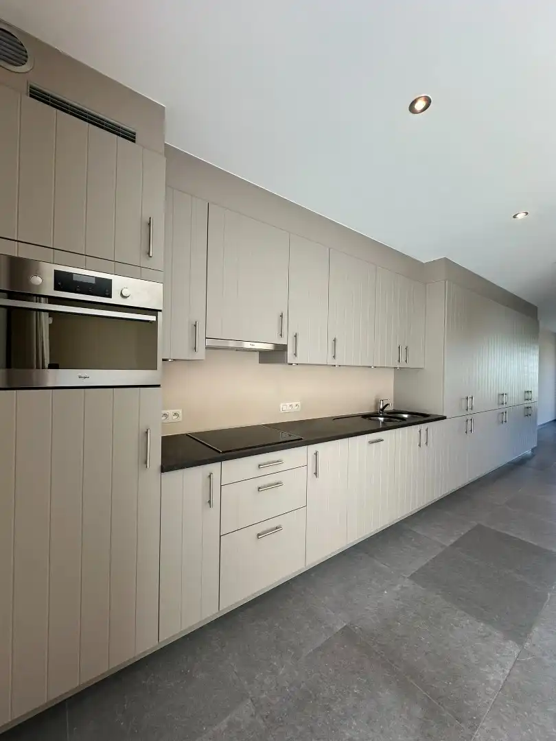 Prachtig, ruim duplex-appartement 115 m² met ruim terras in centrum Sint-Antonius foto 11