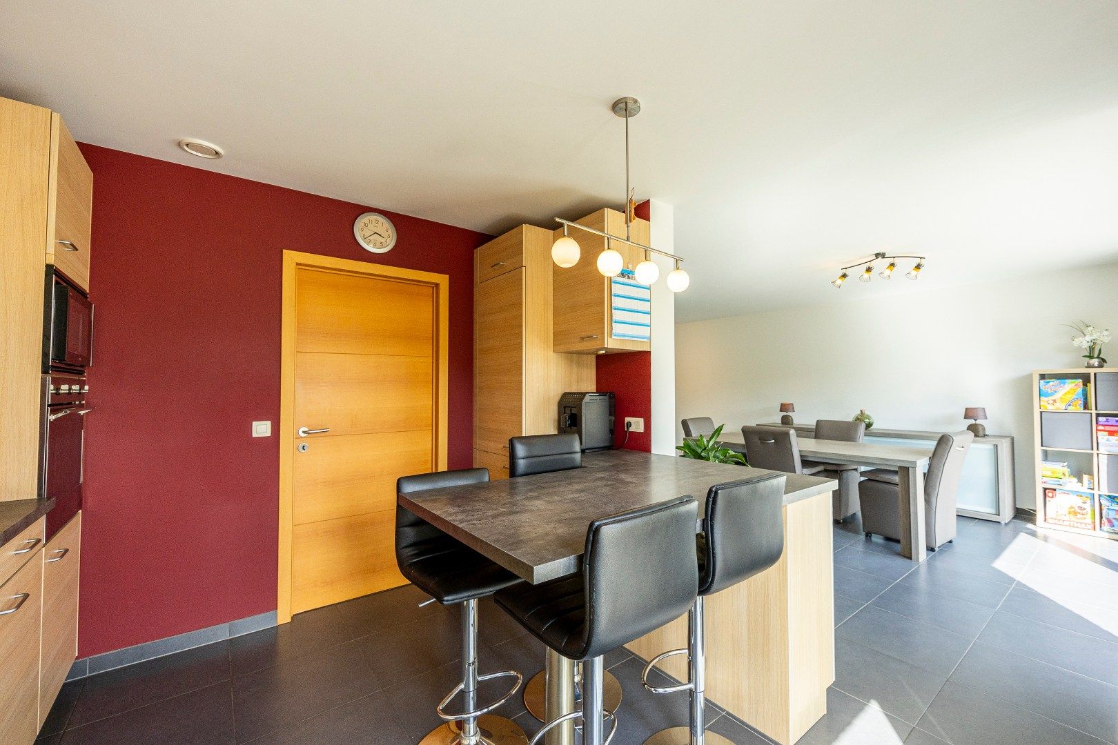 Energiezuinige woning met 4 slpks, garage en ruime tuin te Buizingen foto 7