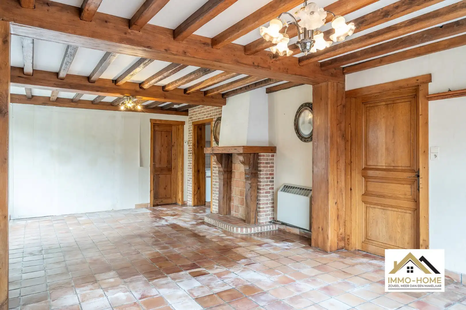 Op te frissen woning op topligging in centrum Lochristi!  foto 8