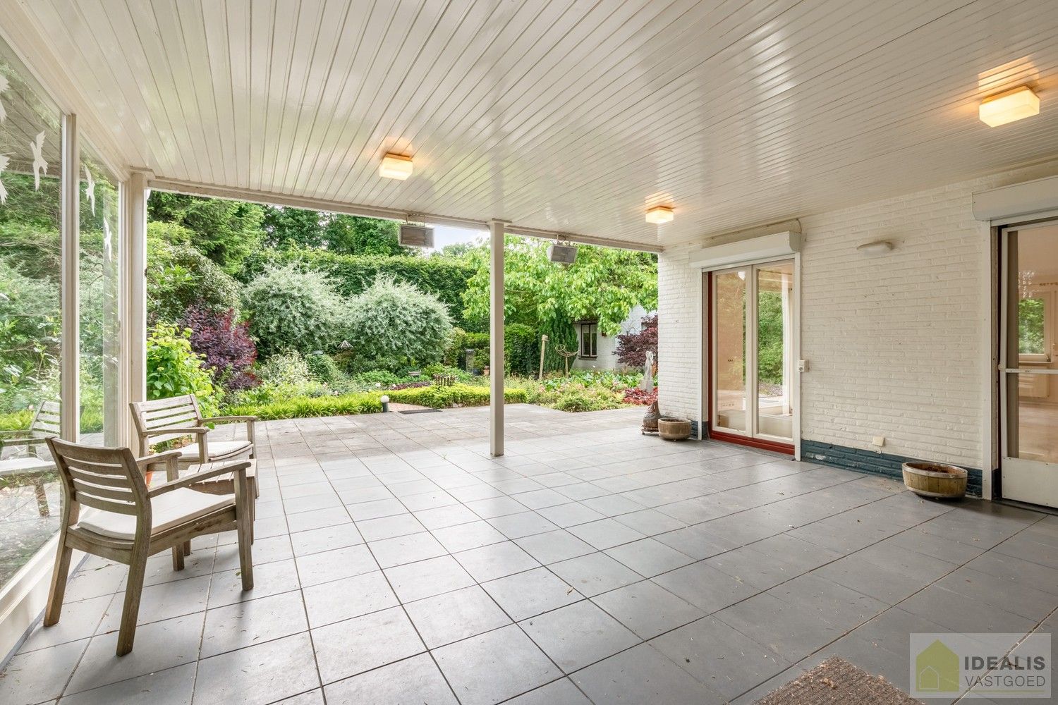 PERFECT ONDERHOUDEN VILLA OMRINGD DOOR PRACHTIGE TUIN OP UNIEKE EN GEGEERDE PLEK IN HARTJE ACHEL! foto 30