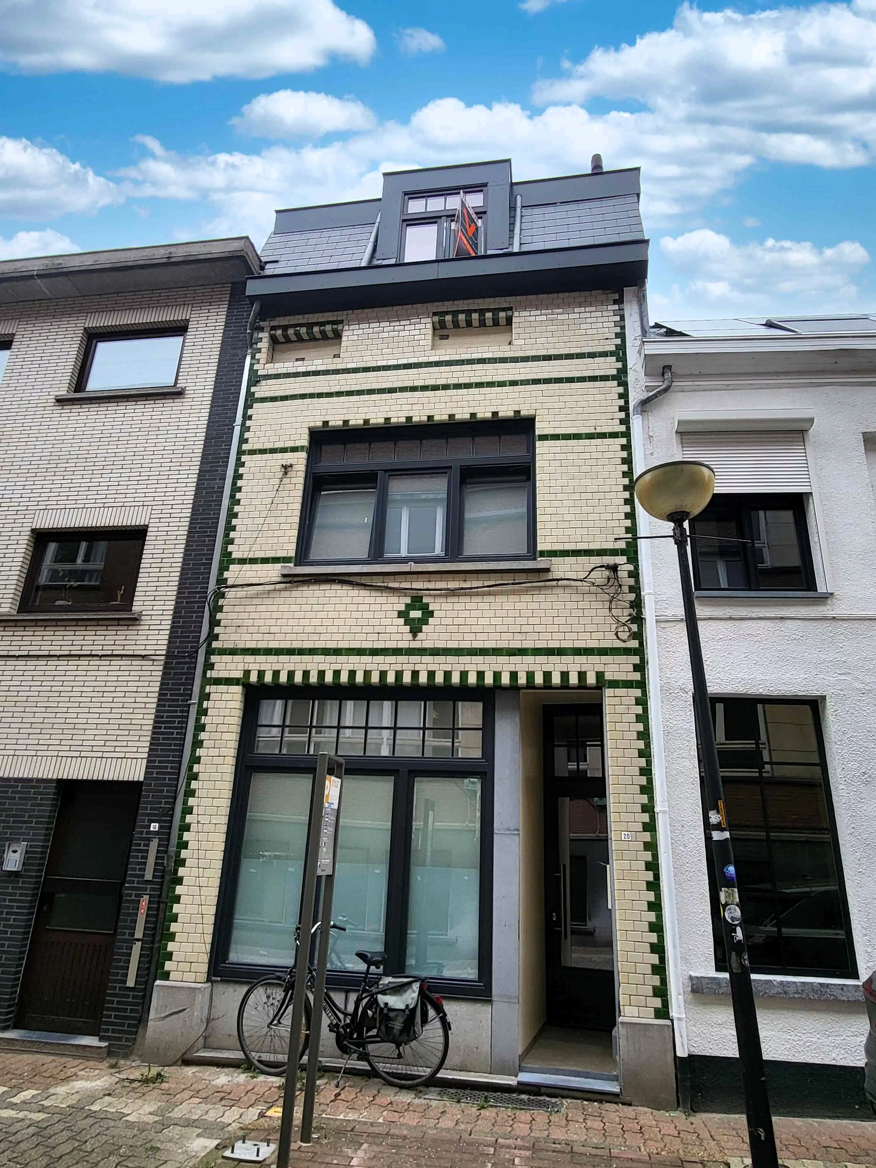 Prachtig duplexappartement van 78m² met zonnig terras en veel lichtinval!  foto 3