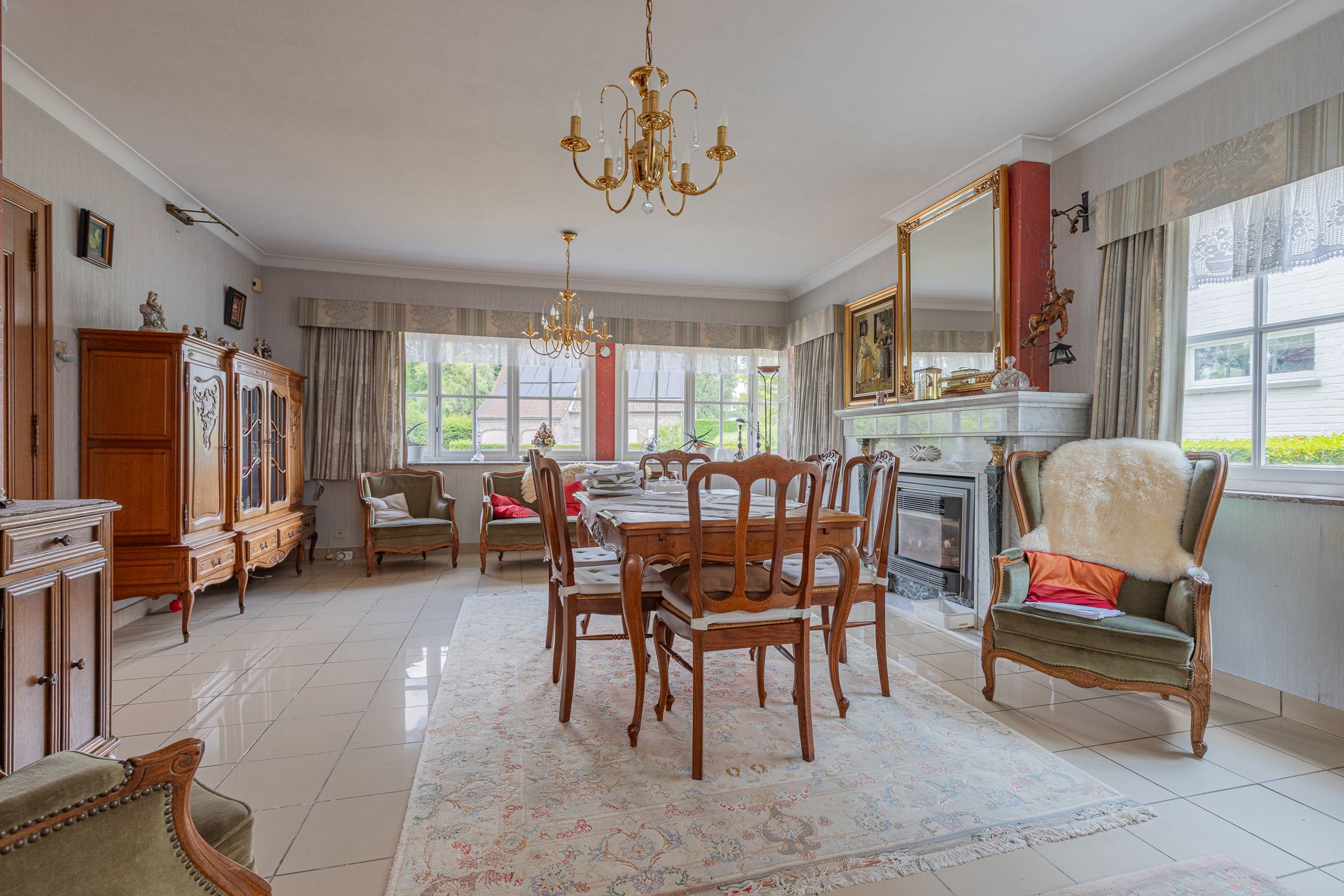 AALST – Halfopen bebouwing met villa-allure op 3114 m² foto 6