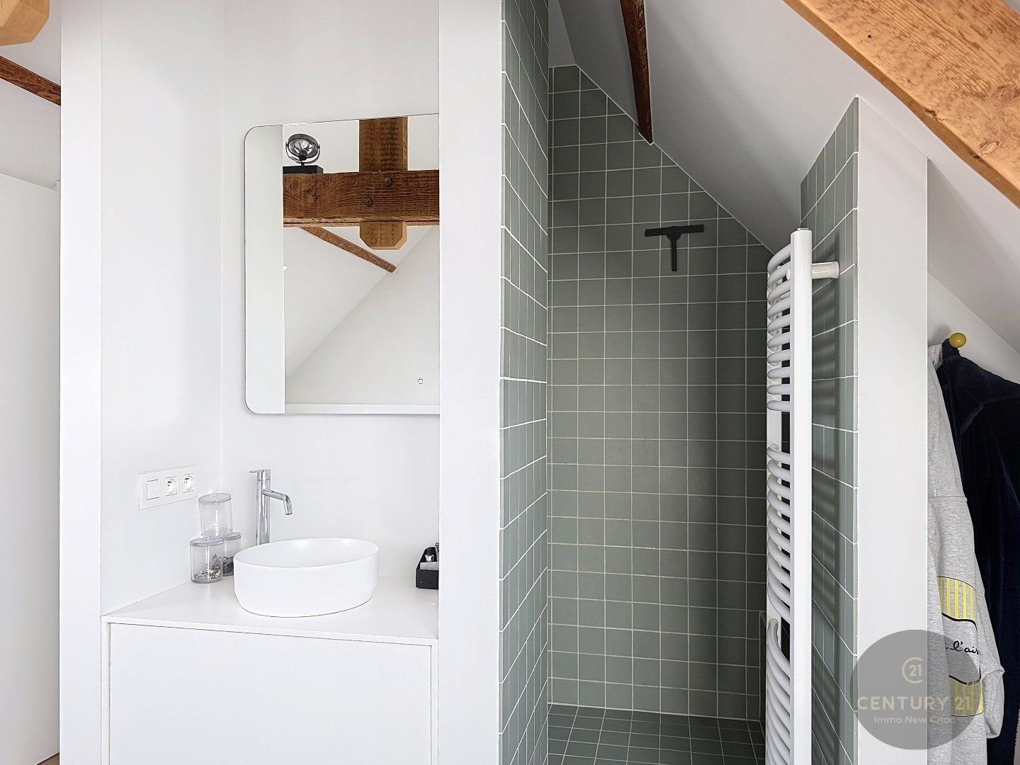 ZEER KNAP gerenoveerde woning te Heist! foto 30