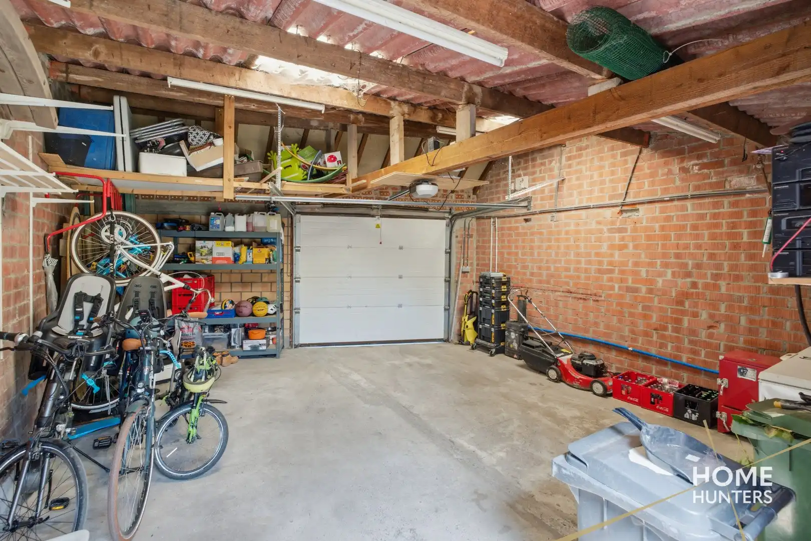 Ruime gezinswoning met 3 slaapkamers en garage in Hollebeke! foto 18
