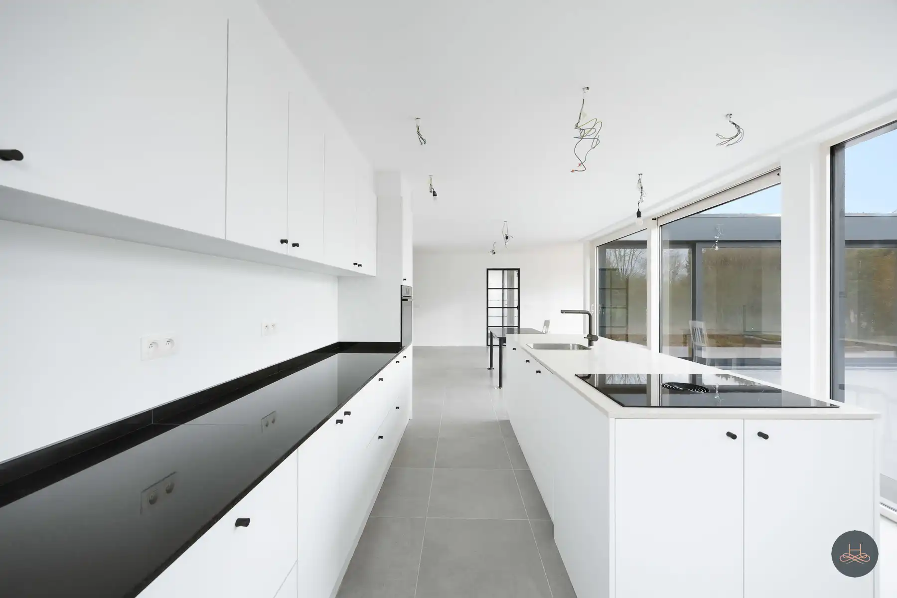 Vernieuwbouwvilla met praktijkruimte in rustige buurt foto 10