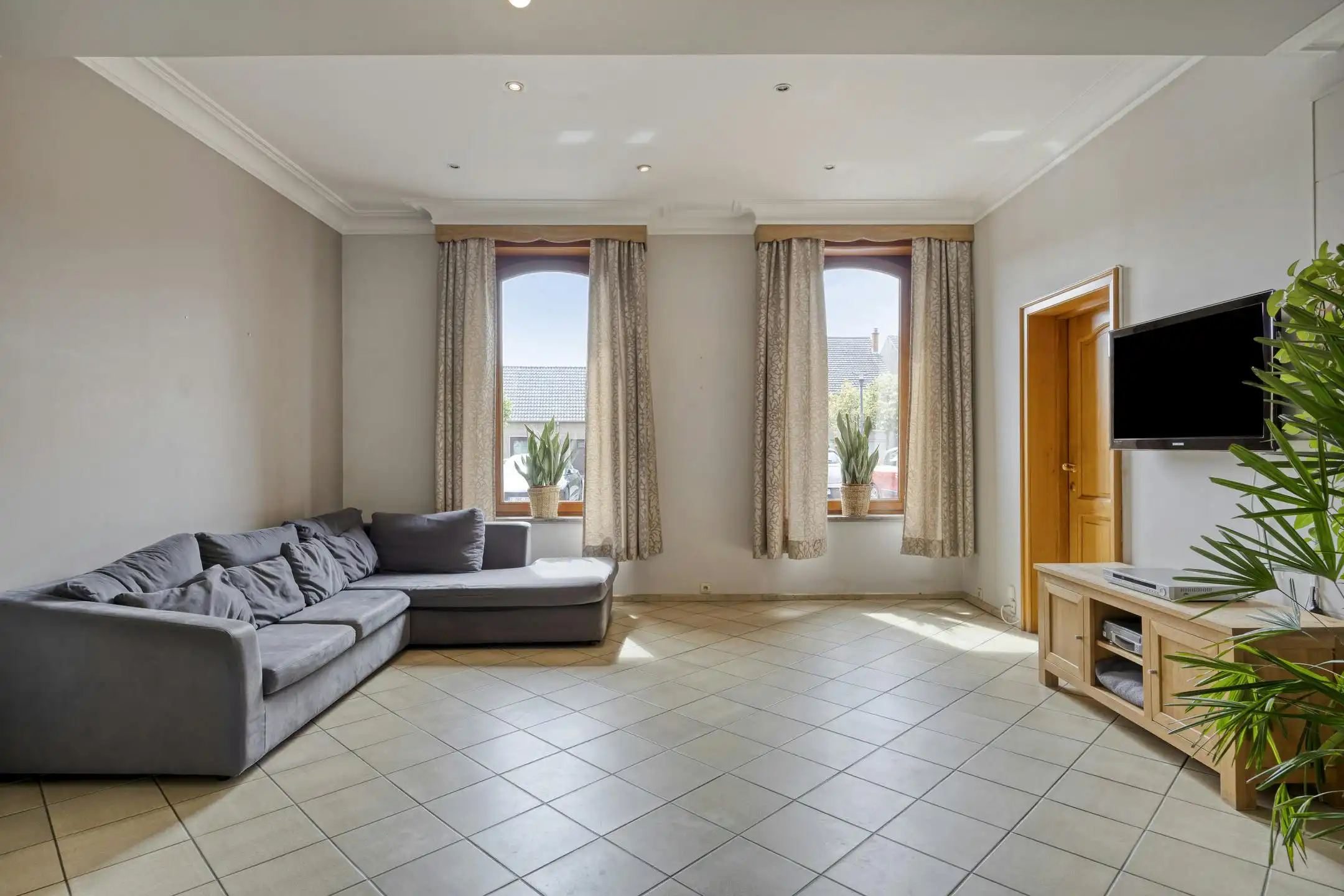 Handelshuis met café en feestzaal + bouwgrond te koop in Tongerlo  foto 19