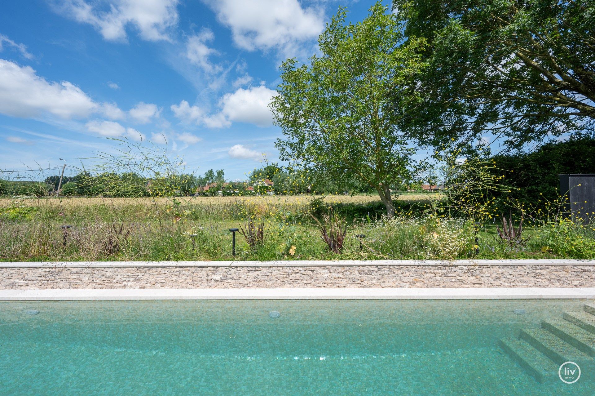 Uitzonderlijke en exclusieve nieuwbouwwoning gelegen op een idyllische ligging met een ongeziene afwerkingsgraad.  foto 18