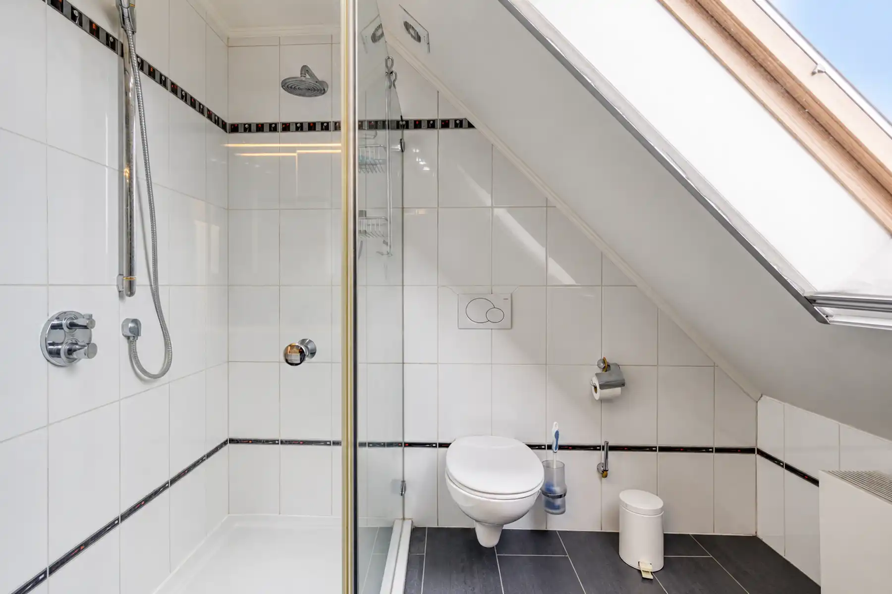 Ruim duplexappartement met 3 slaapkamers in Wommelgem. foto 18