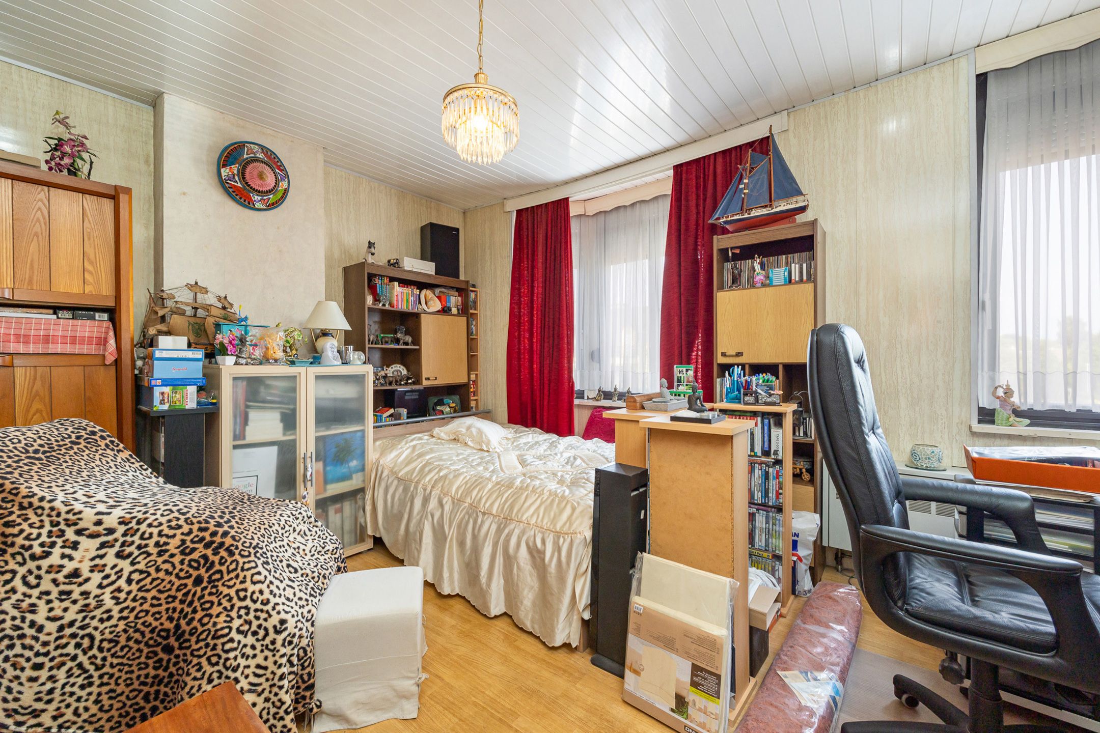 goed gelegen te renoveren woning met tuin en 2 garages + aanpalende bouwgrond (175m²) foto 19
