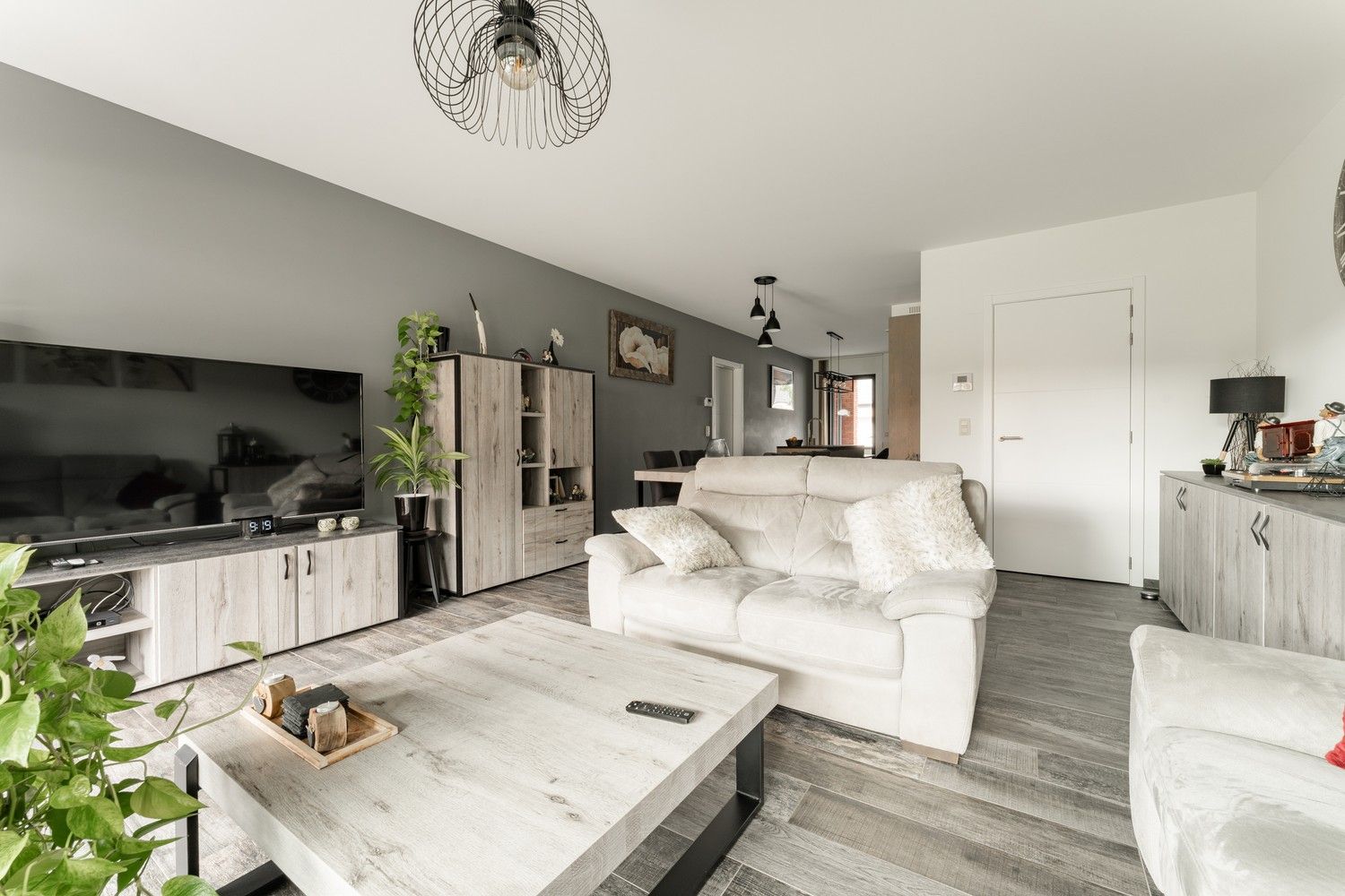 Ruim en lichtrijk  3 slaapkamer appartement met 2 terrassen  (49m²)  op toplocatie in Overpelt centrum foto 7