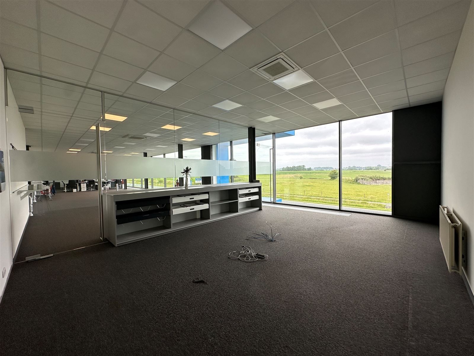 Kantoor/handelspand op toplocatie te Ninove! foto 12
