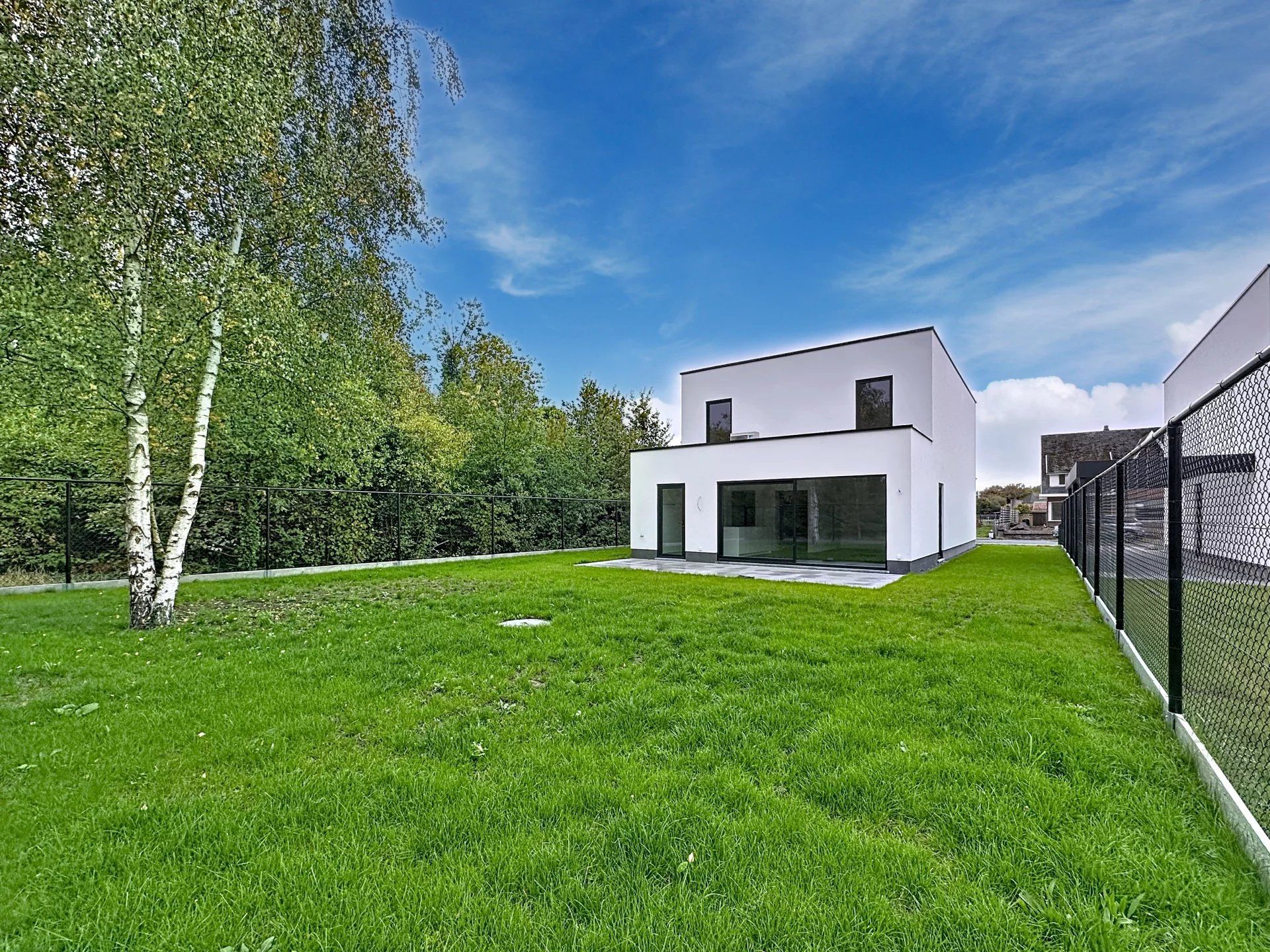 Moderne BEN-woning met 3 slaapkamers en een inpandige garage op een mooi perceel. foto 23