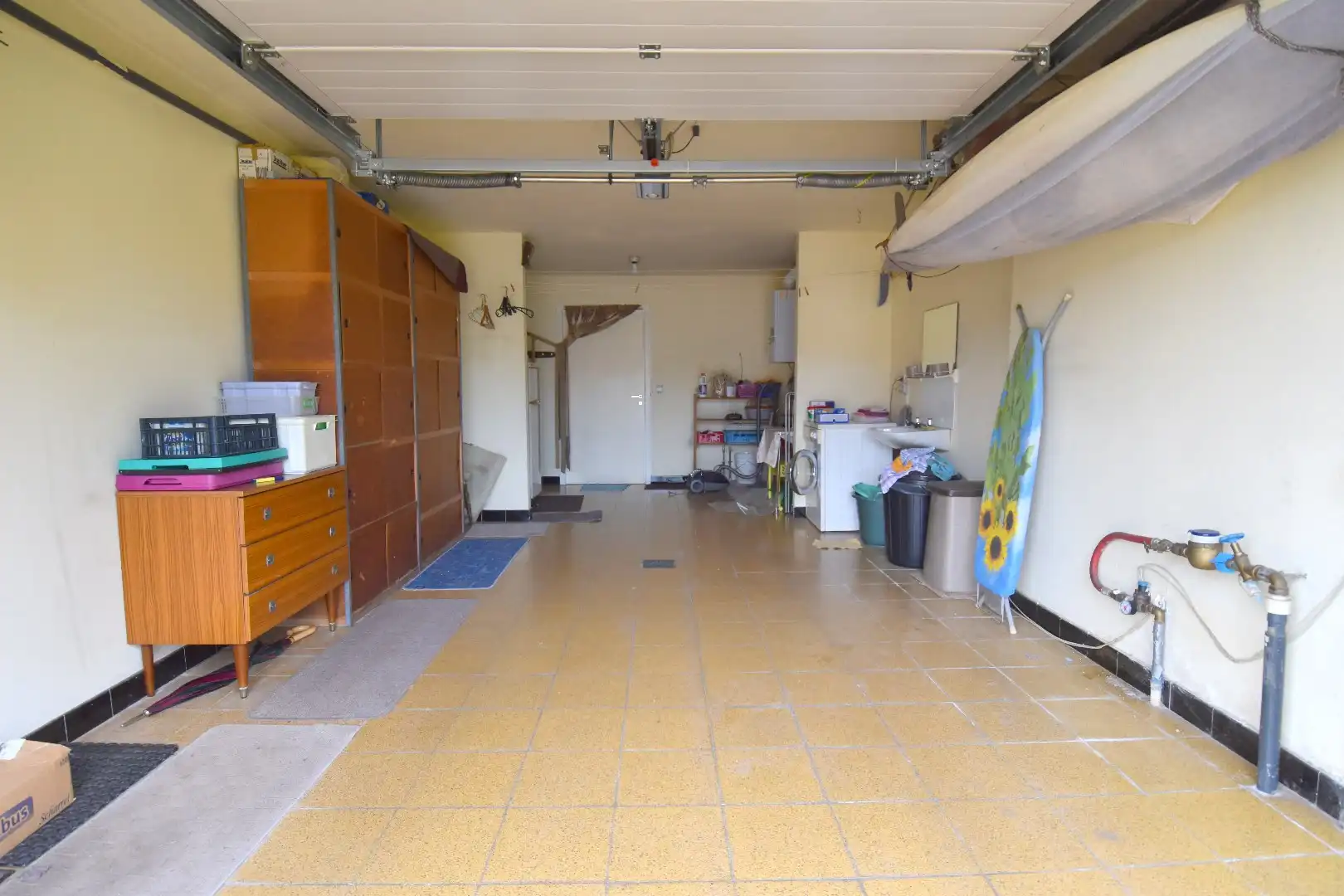 Ruime half open gelijkvloerse woning met tuin, garage en 3 slaapkamers in Harelbeke foto 13