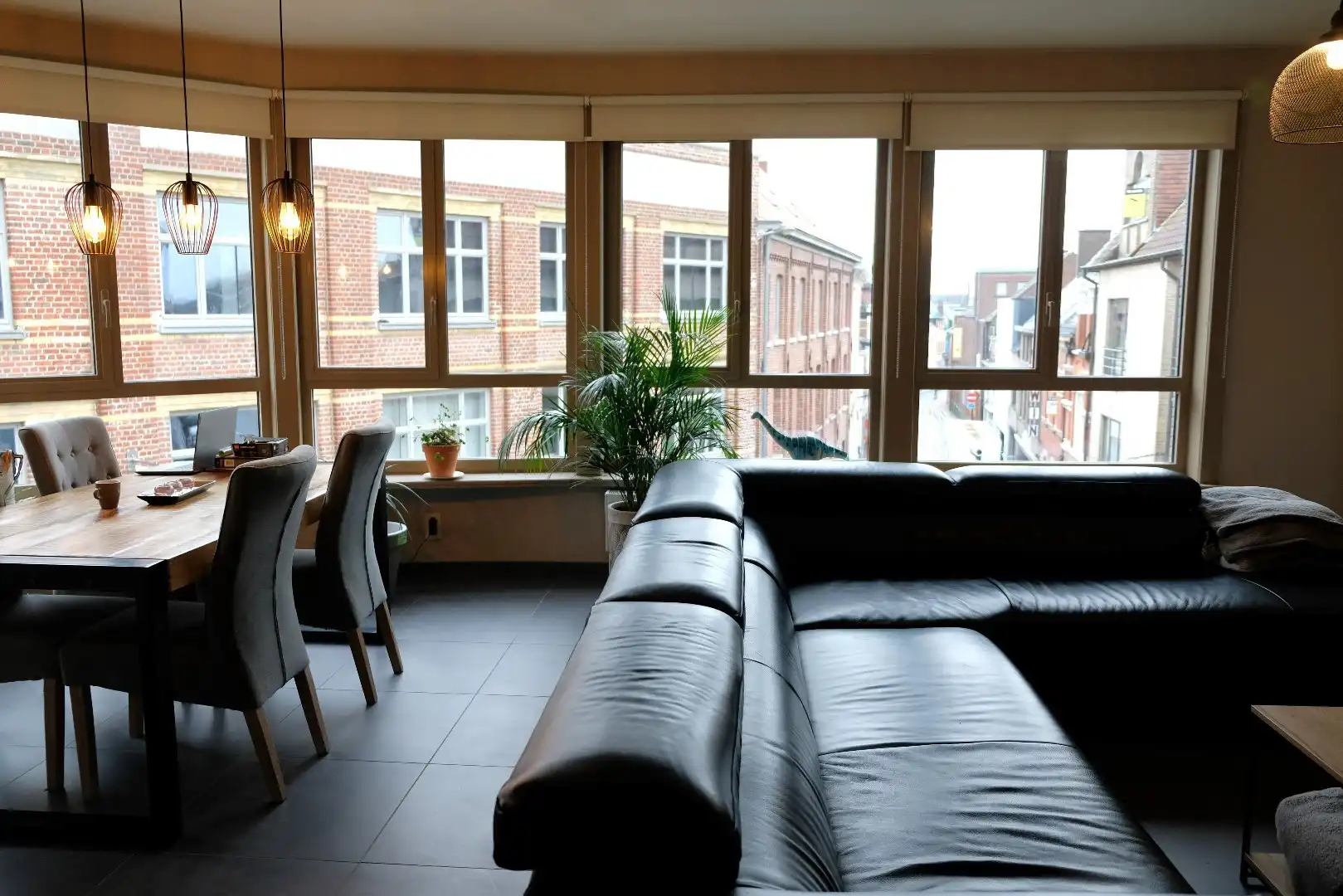 Stijlvol appartement op de 2e verdieping met 3 slaapkamers in het centrum van Zottegem foto 15