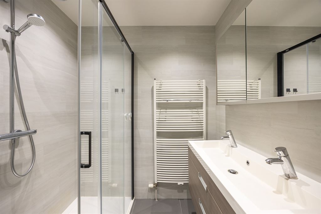 Gerenoveerd appartement met prachtig uitzicht foto 7