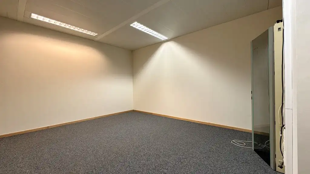 Instapklare kantoren te huur vlakbij E19 in Kontich foto 9