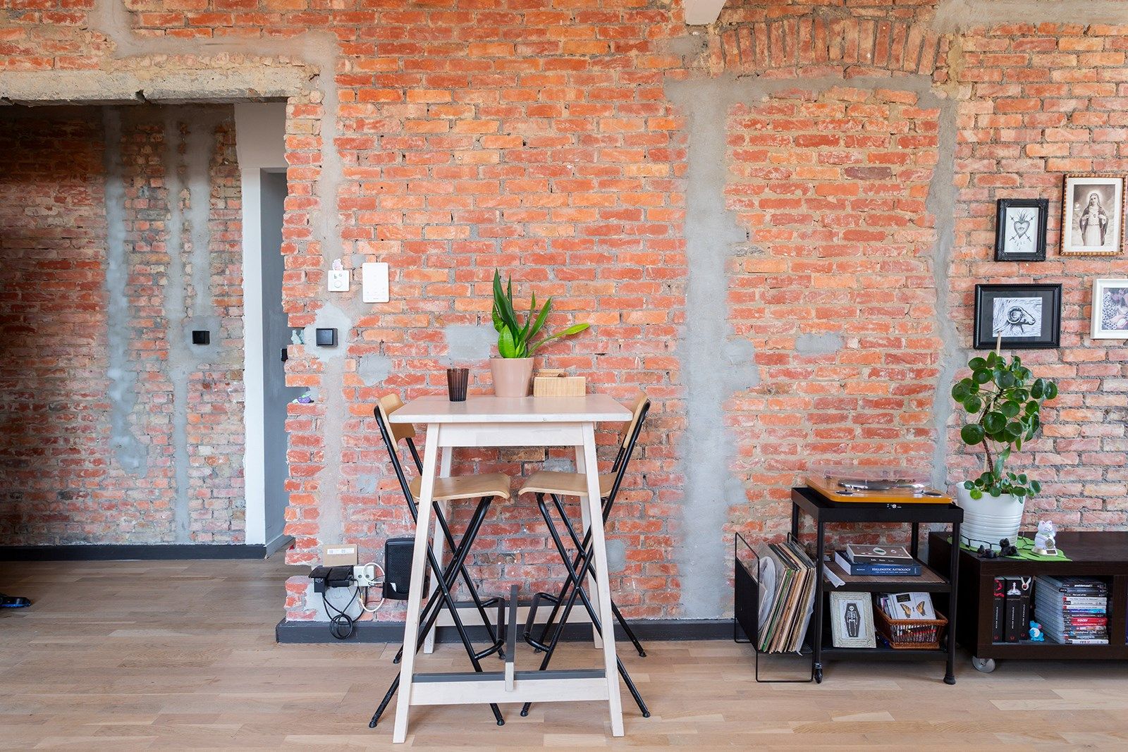 Lichtrijk hoek appartement met karakter!  foto 9