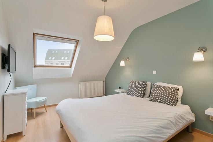 Instapklare woning met 4 slpks in het hart van Stalhille foto 8